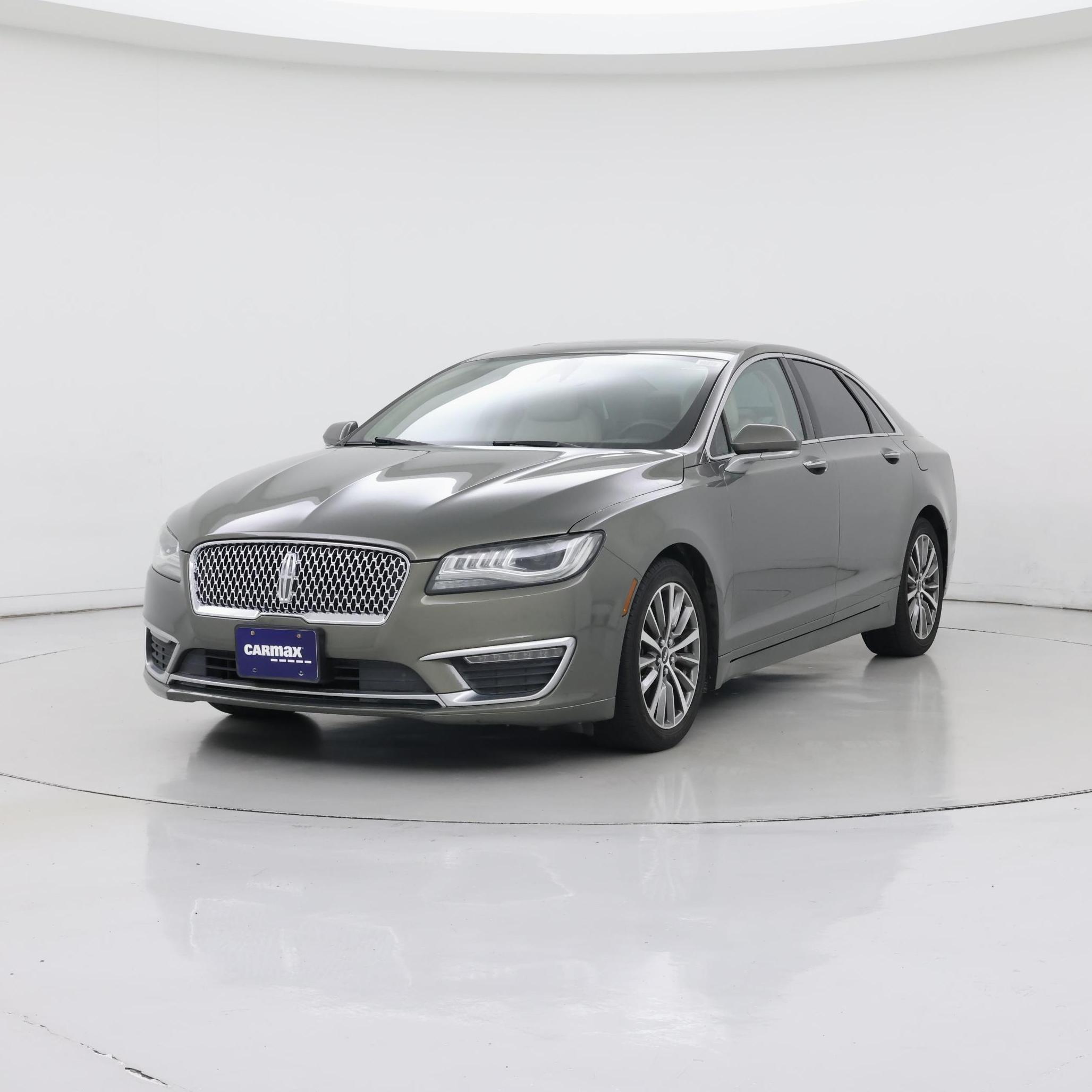 Thumbnail: 2017 Lincoln MKZ - 4