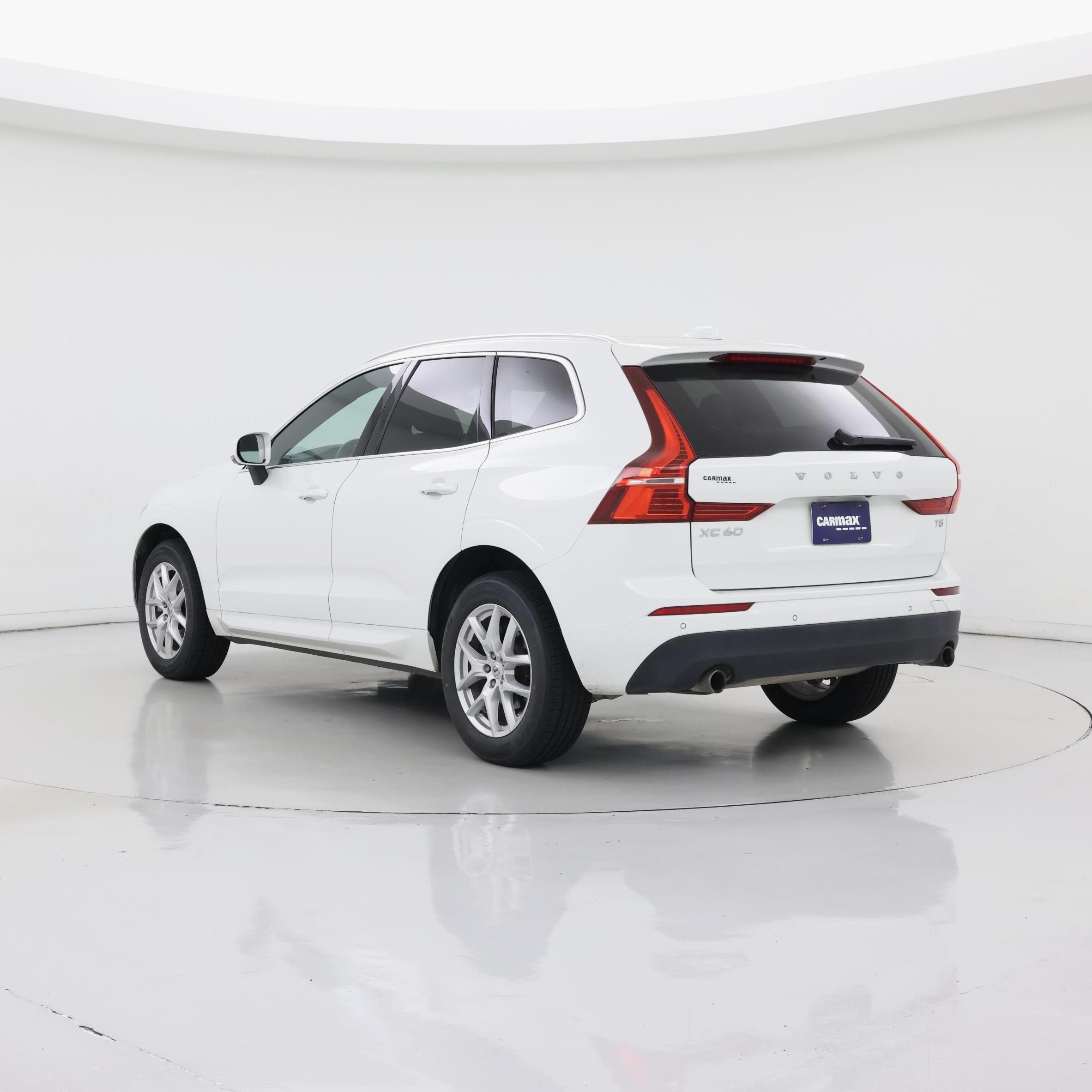 Thumbnail: 2021 Volvo XC60 - 2