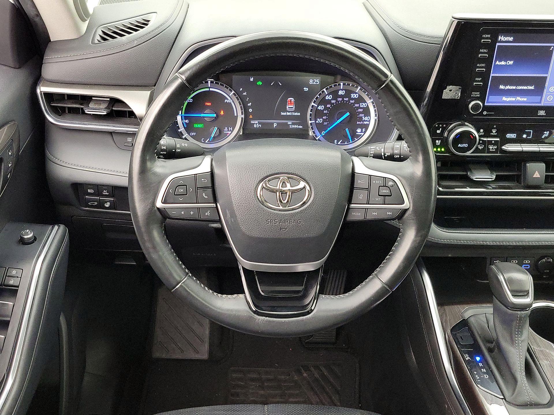 Thumbnail: 2022 Toyota Highlander - 10