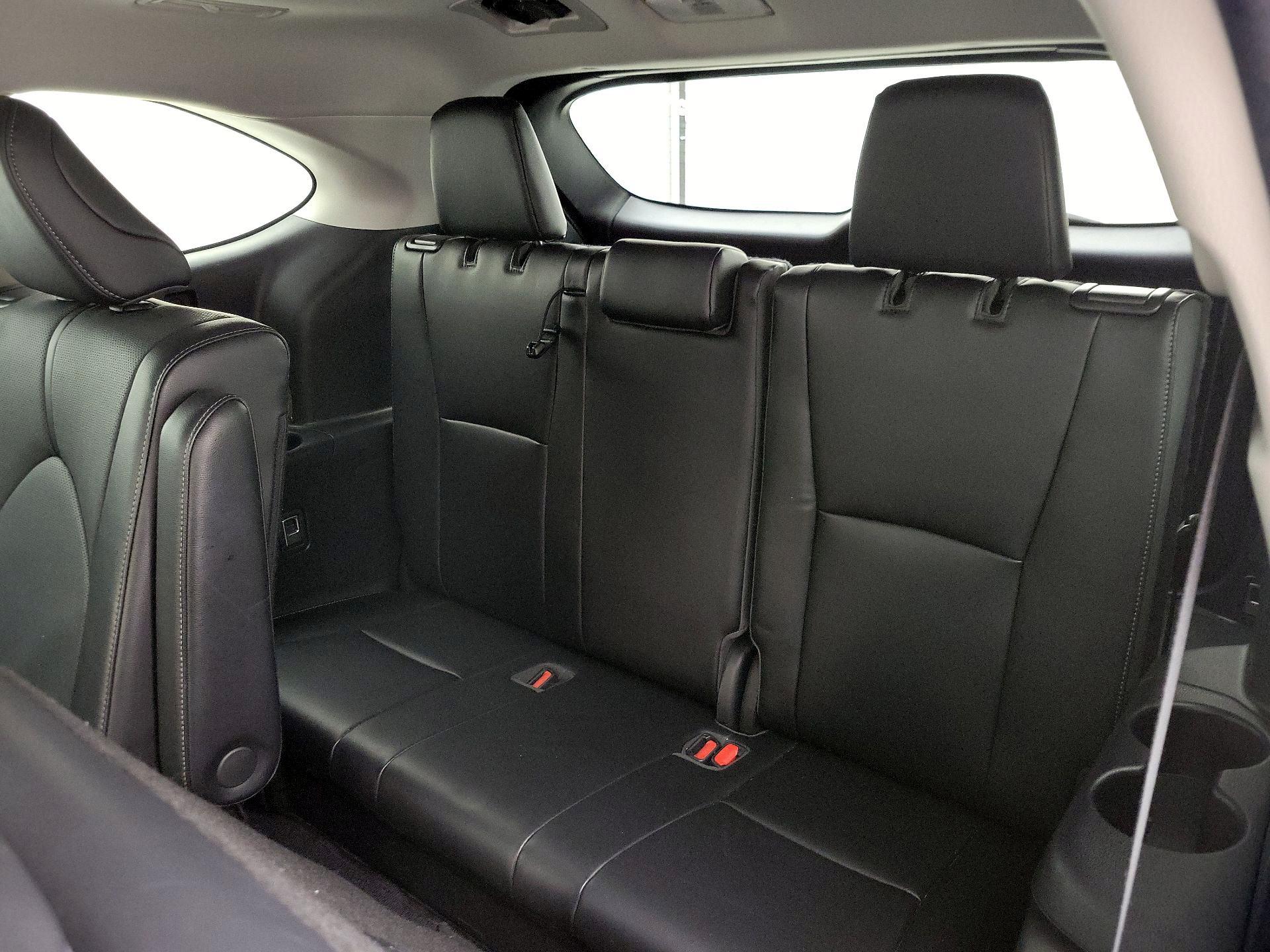 Thumbnail: 2022 Toyota Highlander - 20