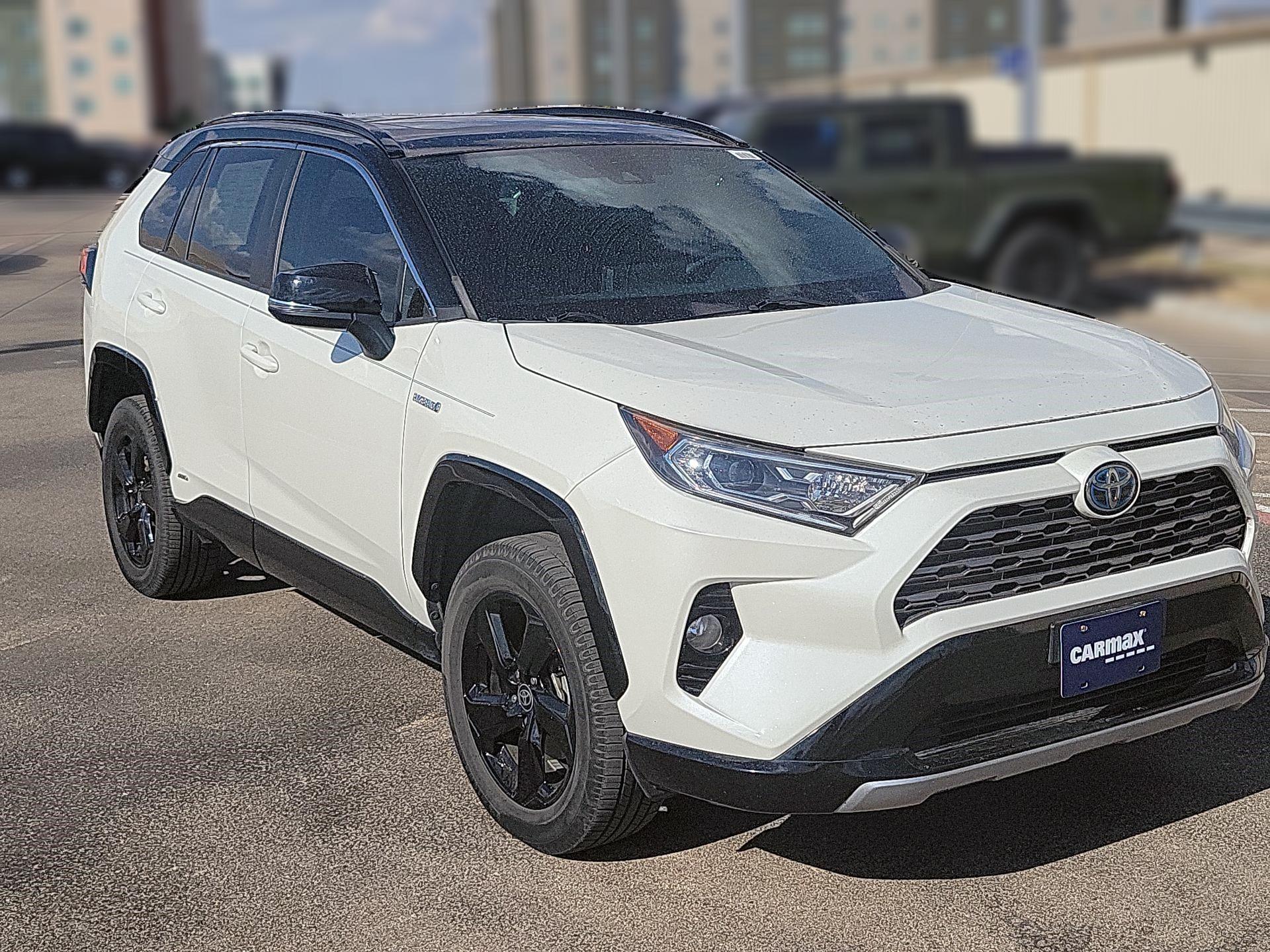 Thumbnail: 2021 Toyota RAV4 - 1