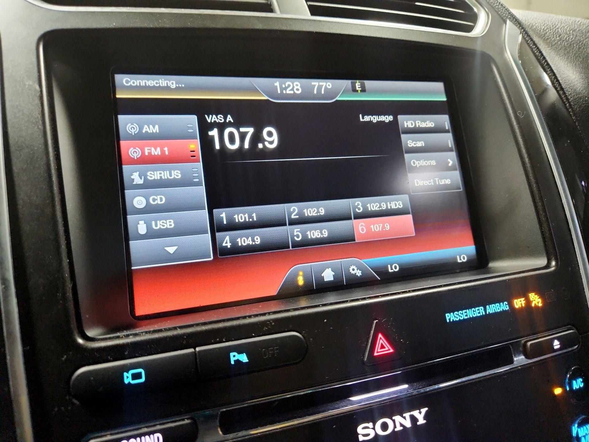 Thumbnail: 2016 Ford Explorer - 13
