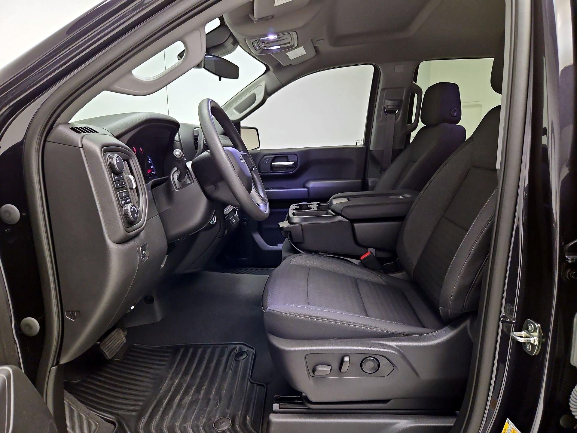 Thumbnail: 2023 Chevrolet Silverado 1500 - 11