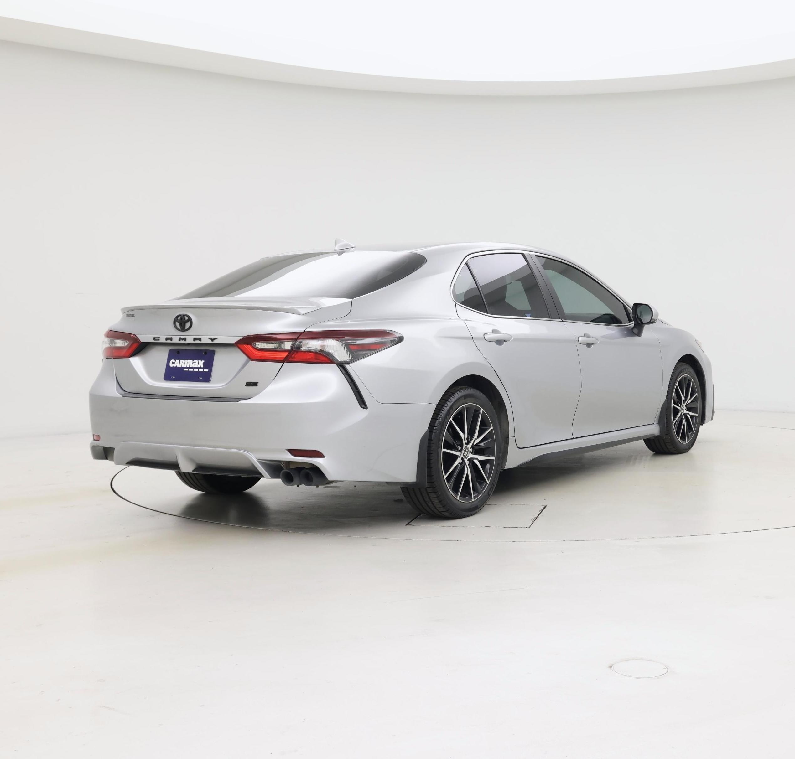 Thumbnail: 2024 Toyota Camry - 8
