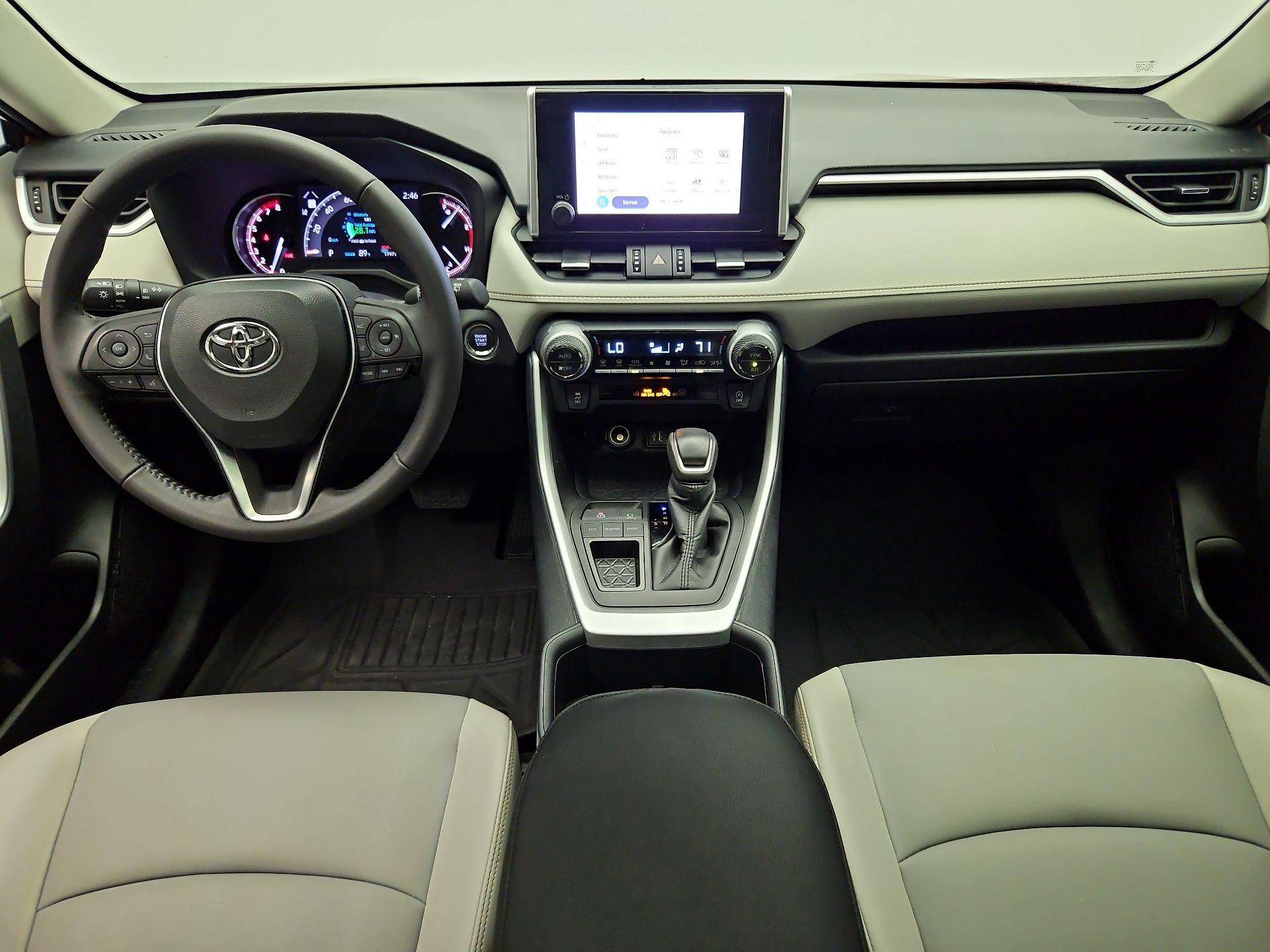 Thumbnail: 2024 Toyota RAV4 - 9