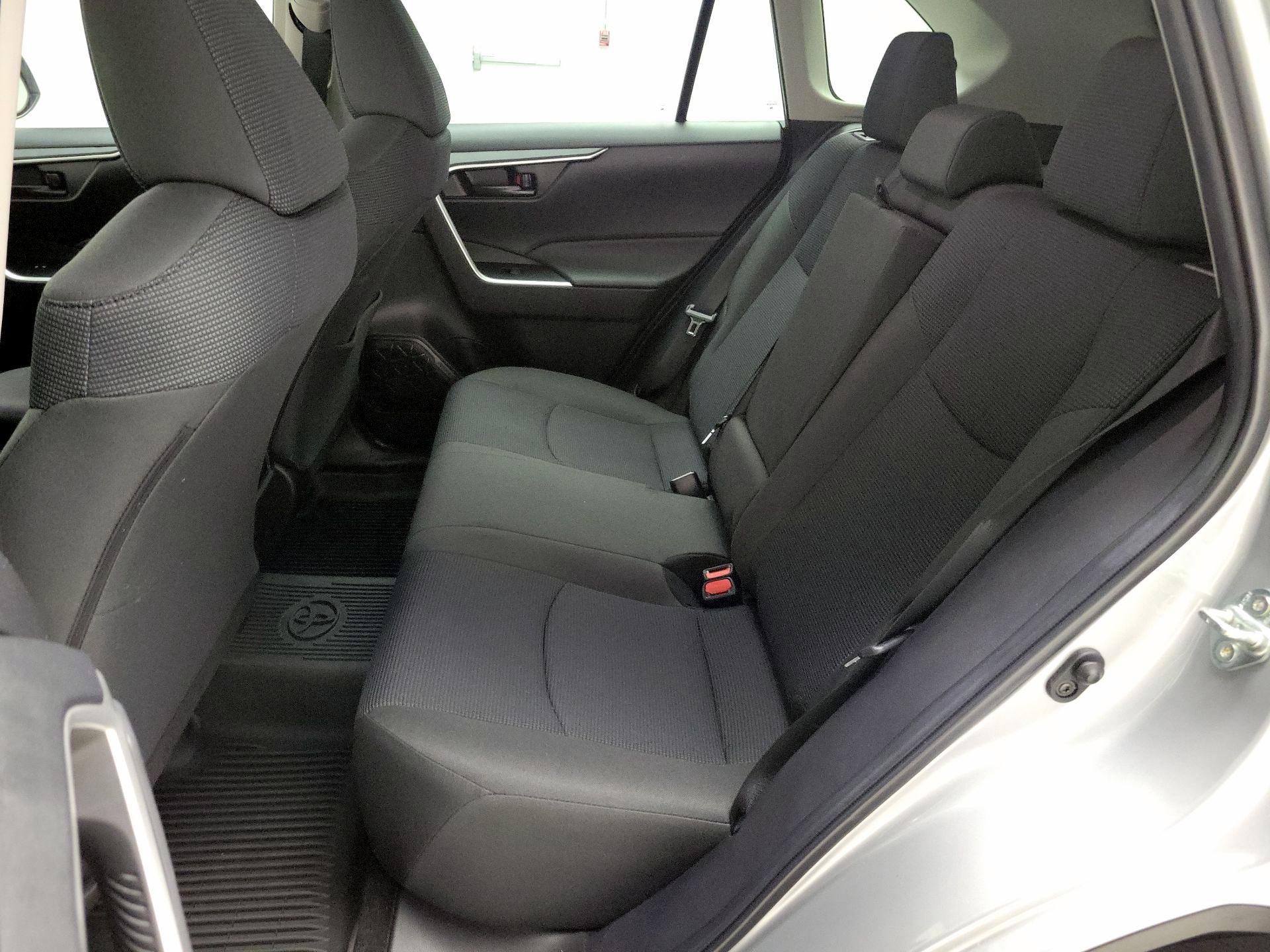 Thumbnail: 2023 Toyota RAV4 - 20