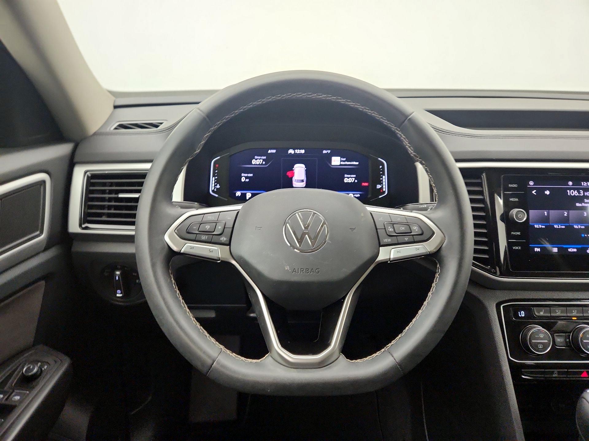 Thumbnail: 2023 Volkswagen Atlas - 10