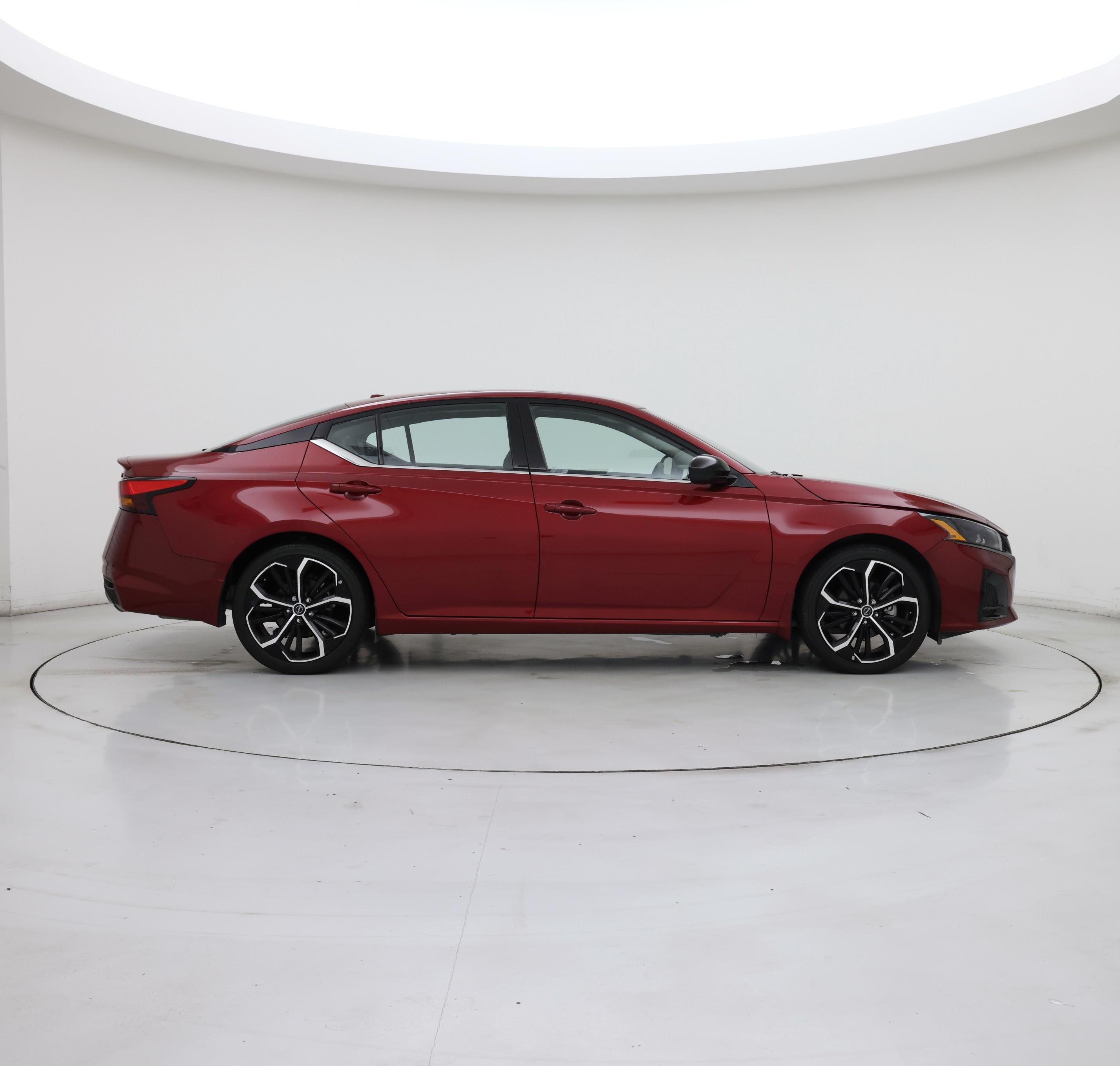 Thumbnail: 2023 Nissan Altima - 7