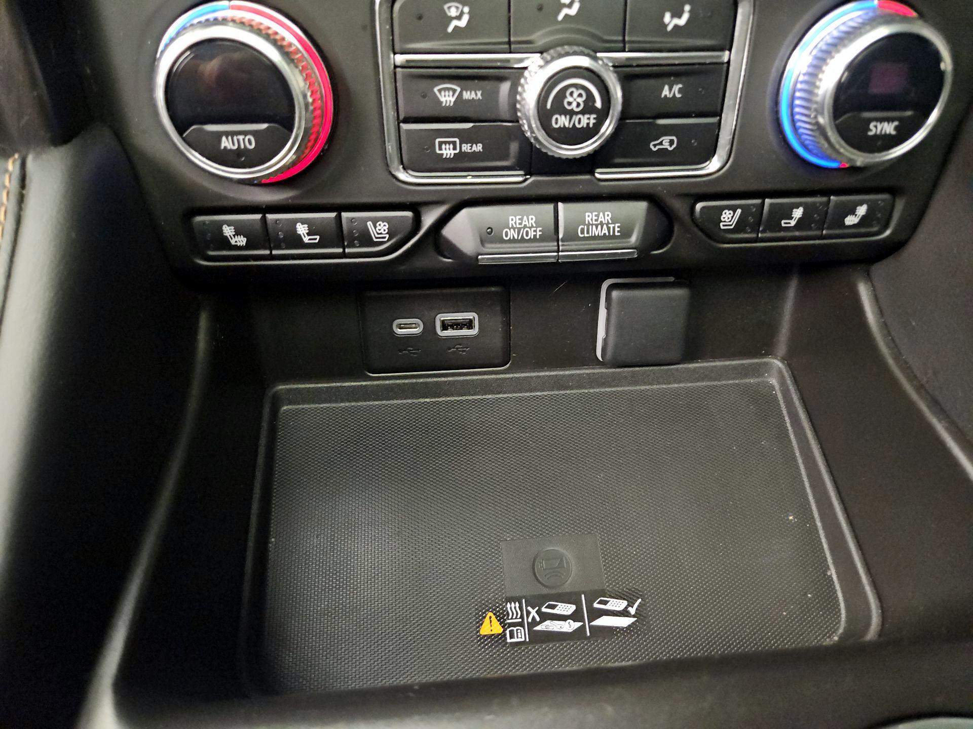 Thumbnail: 2023 GMC Yukon - 18