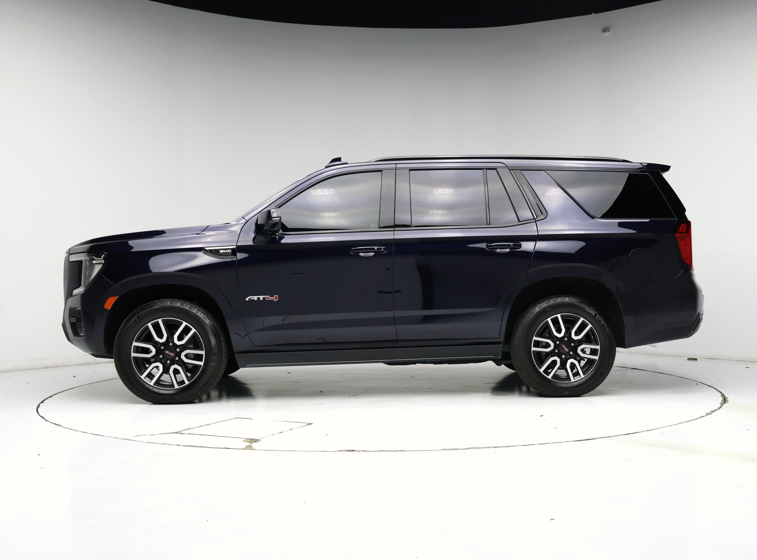 Thumbnail: 2023 GMC Yukon - 3