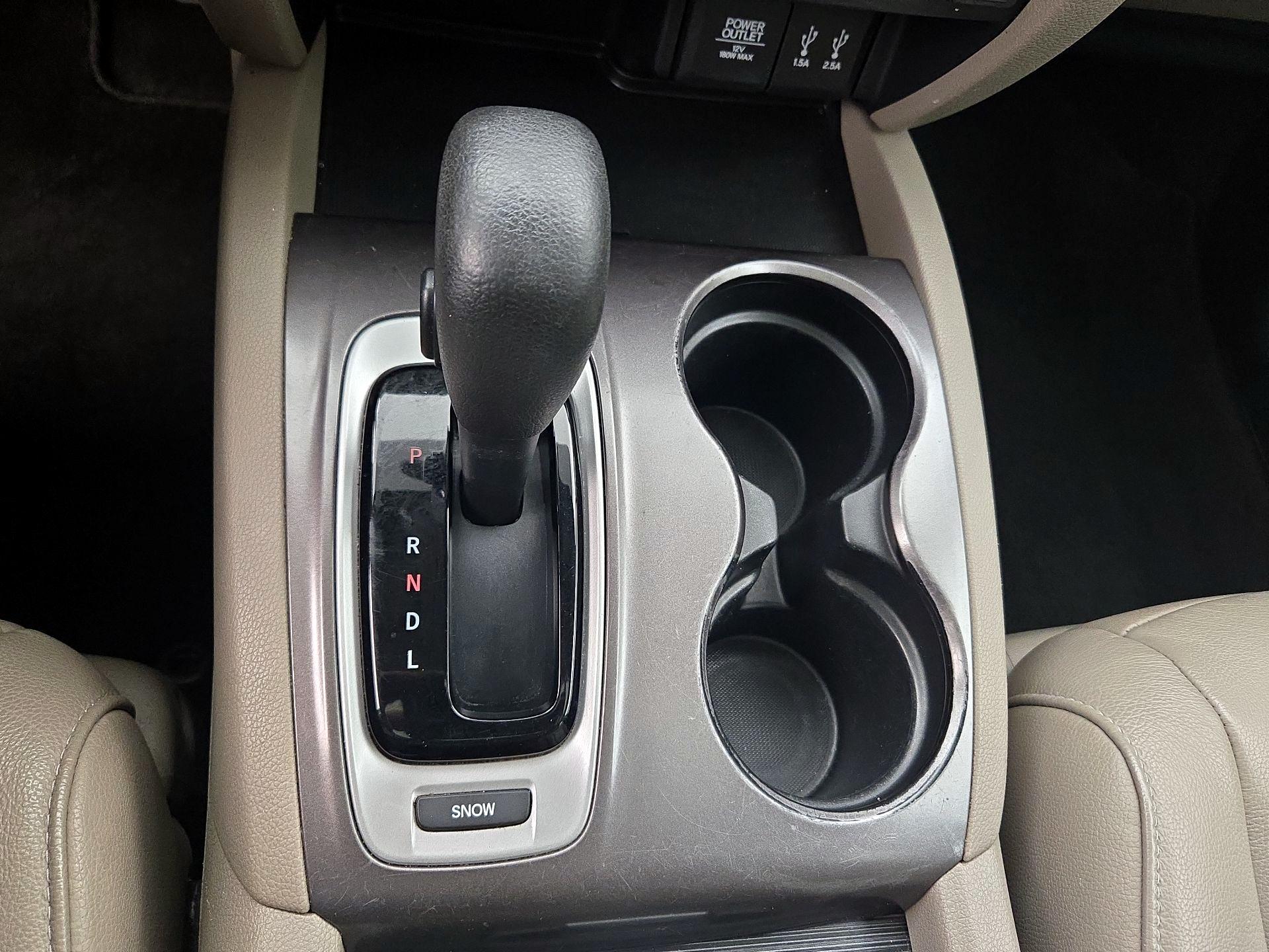 Thumbnail: 2016 Honda Pilot - 17