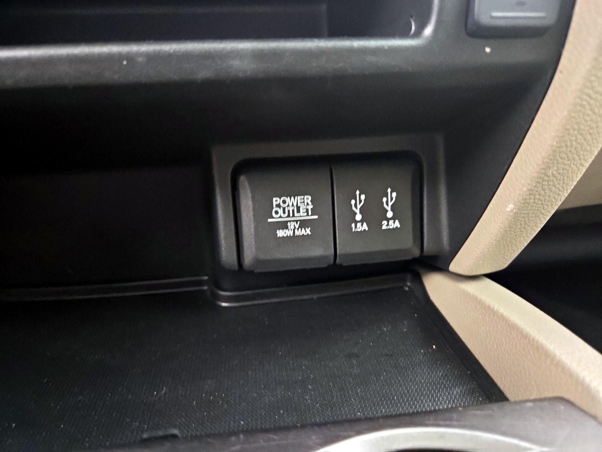 Thumbnail: 2016 Honda Pilot - 18