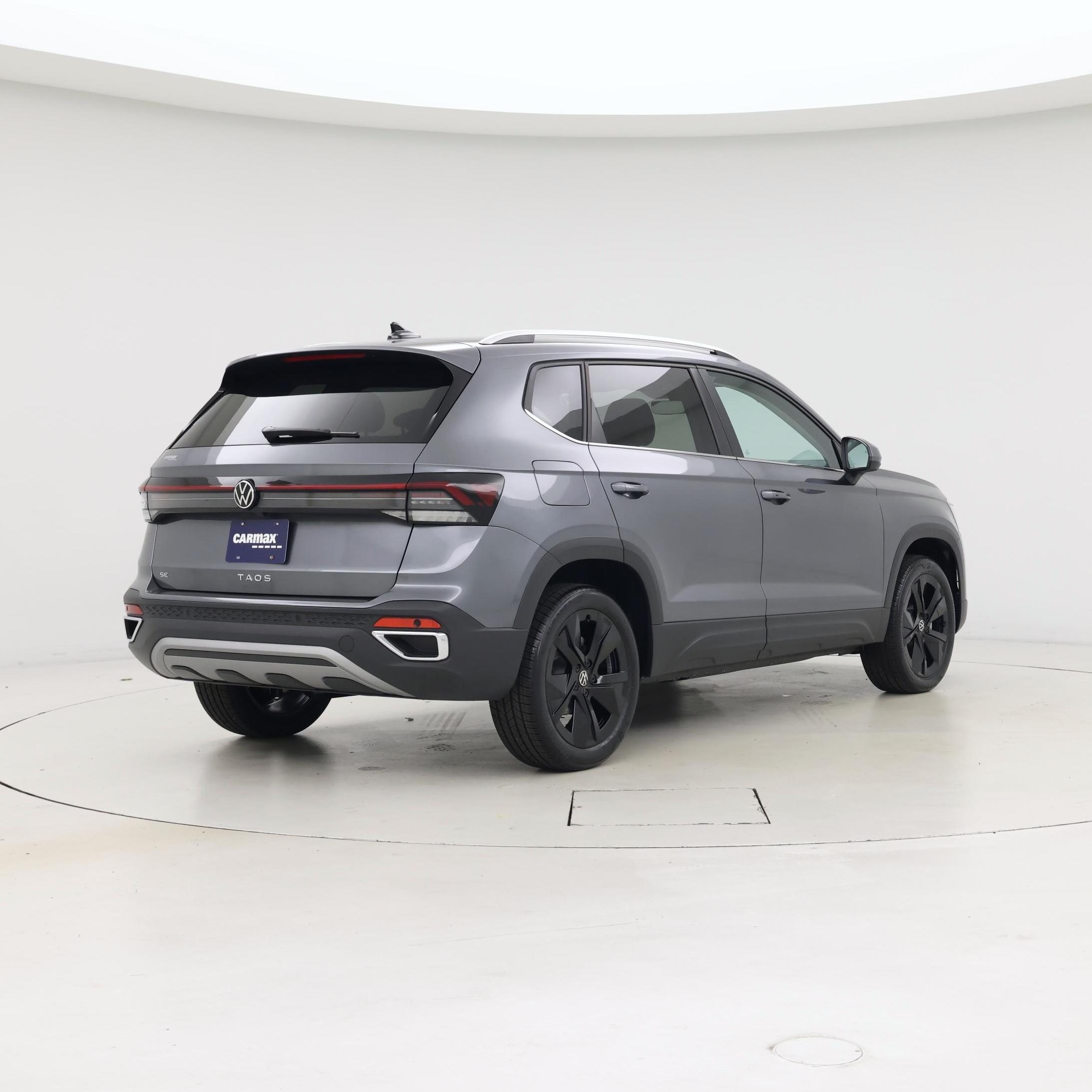 Thumbnail: 2025 Volkswagen Taos - 8