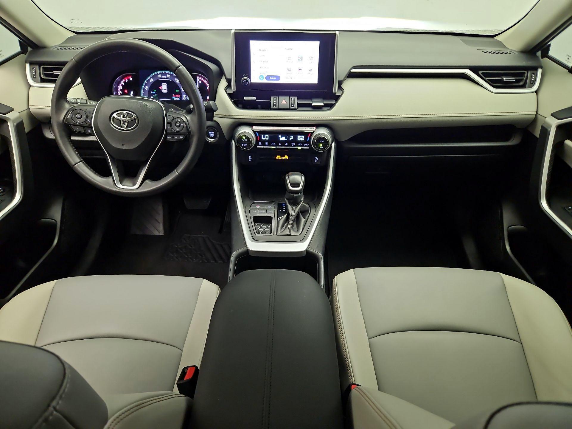 Thumbnail: 2024 Toyota RAV4 - 9