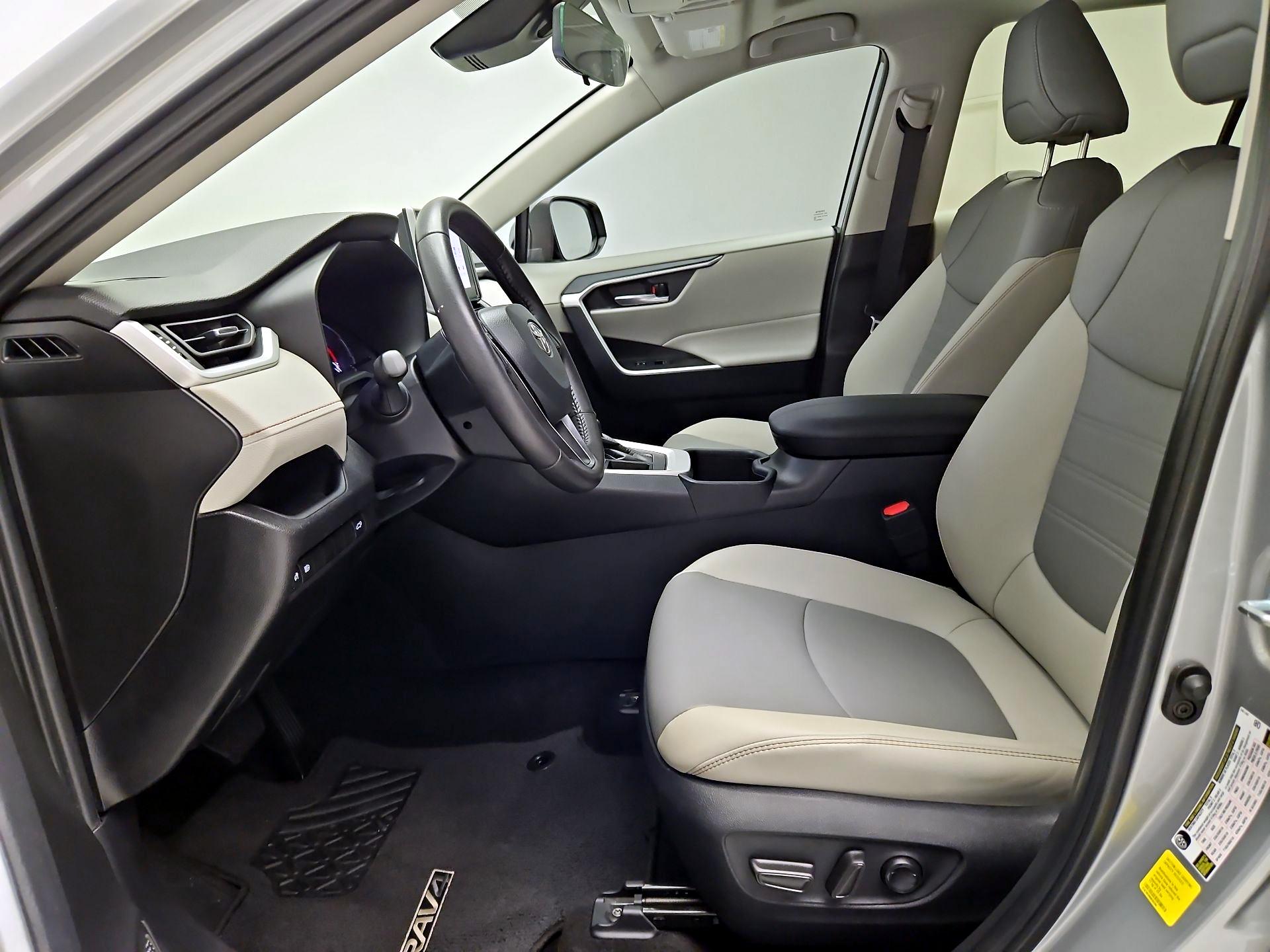 Thumbnail: 2024 Toyota RAV4 - 11