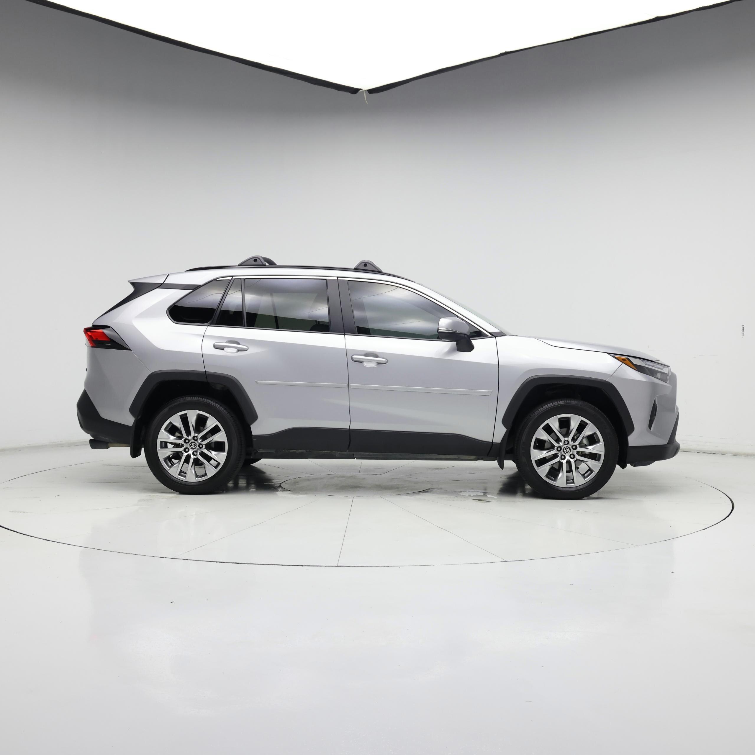 Thumbnail: 2024 Toyota RAV4 - 7