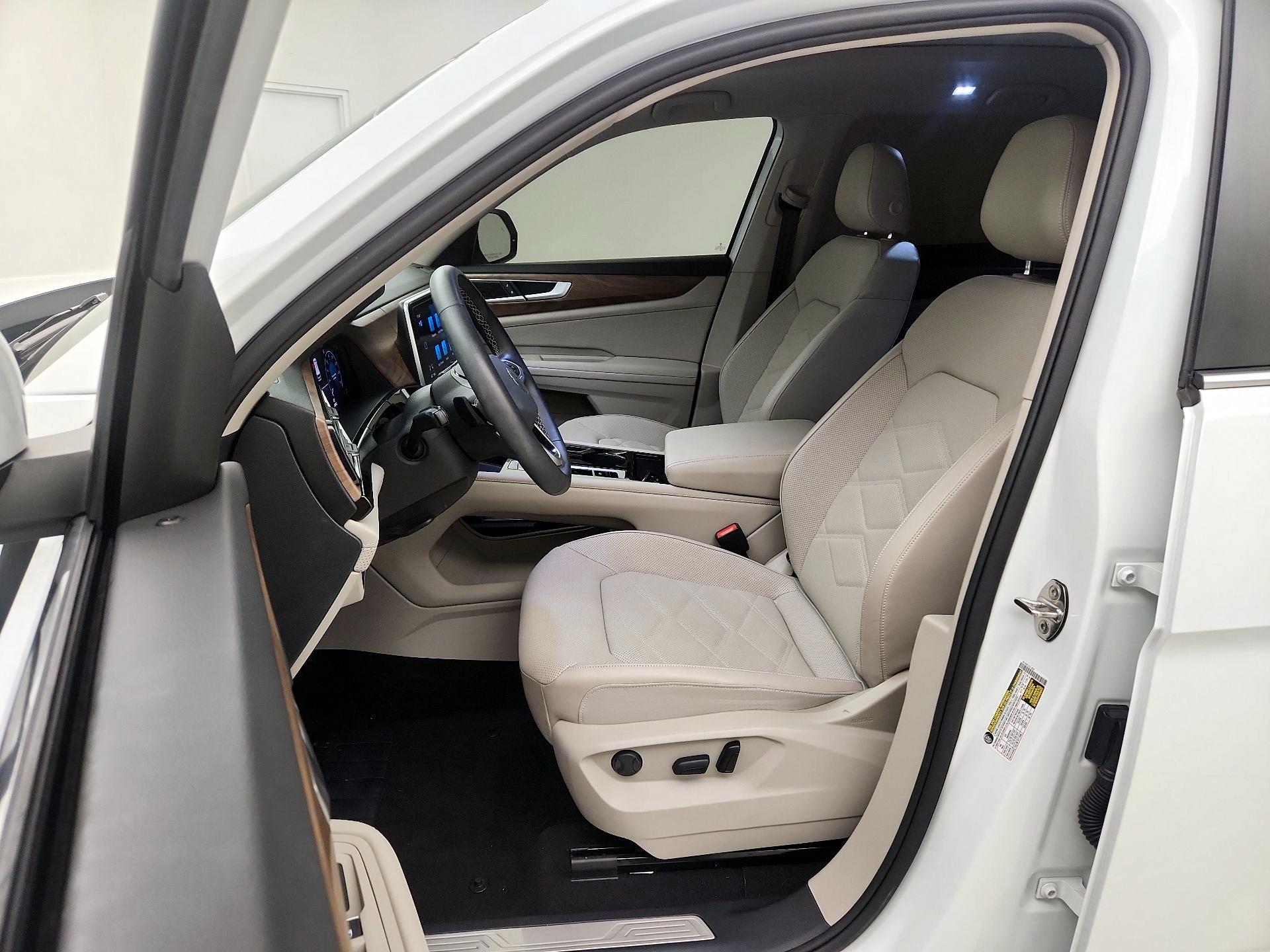 Thumbnail: 2024 Volkswagen Atlas - 11