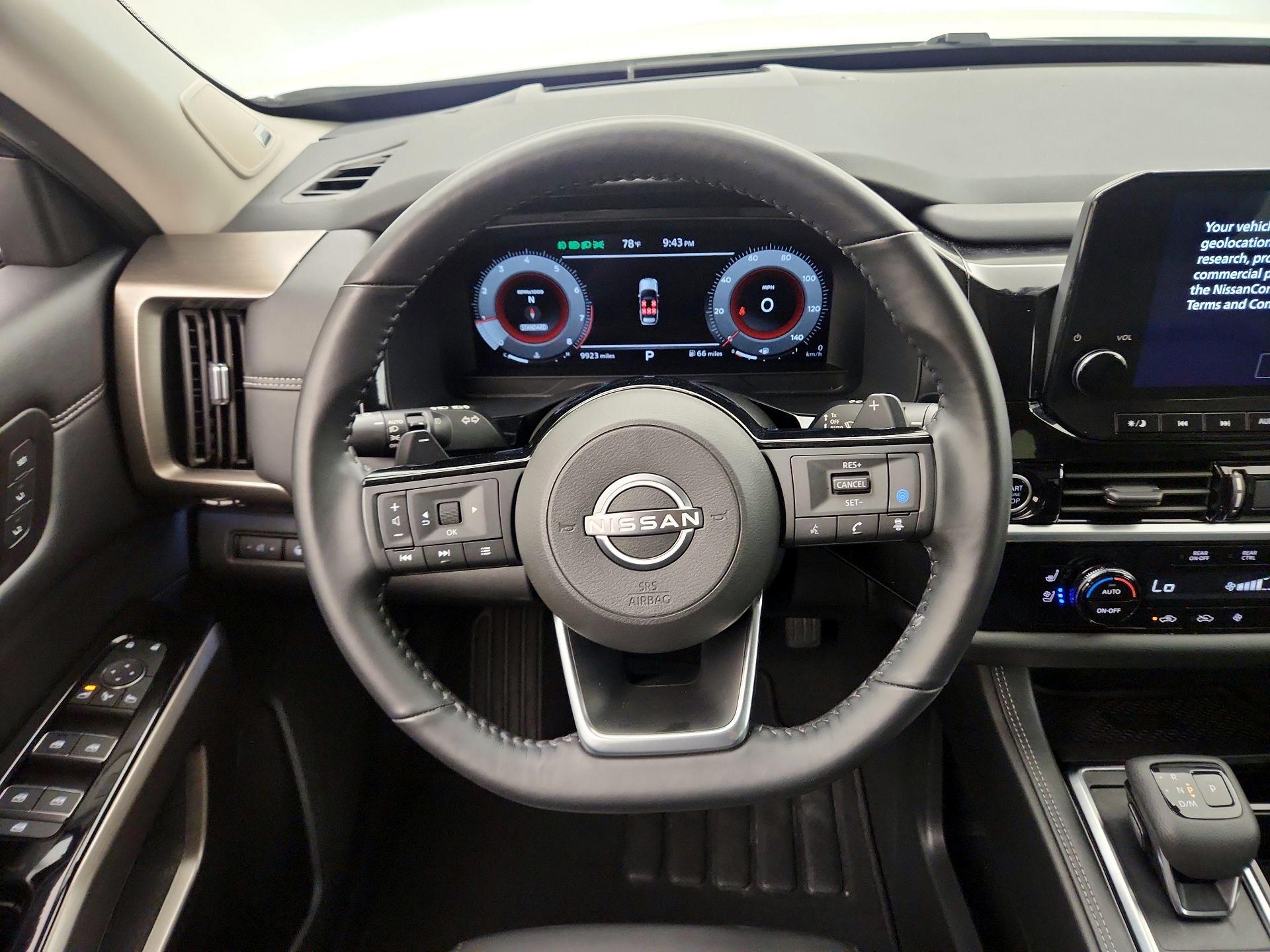 Thumbnail: 2023 Nissan Pathfinder - 10