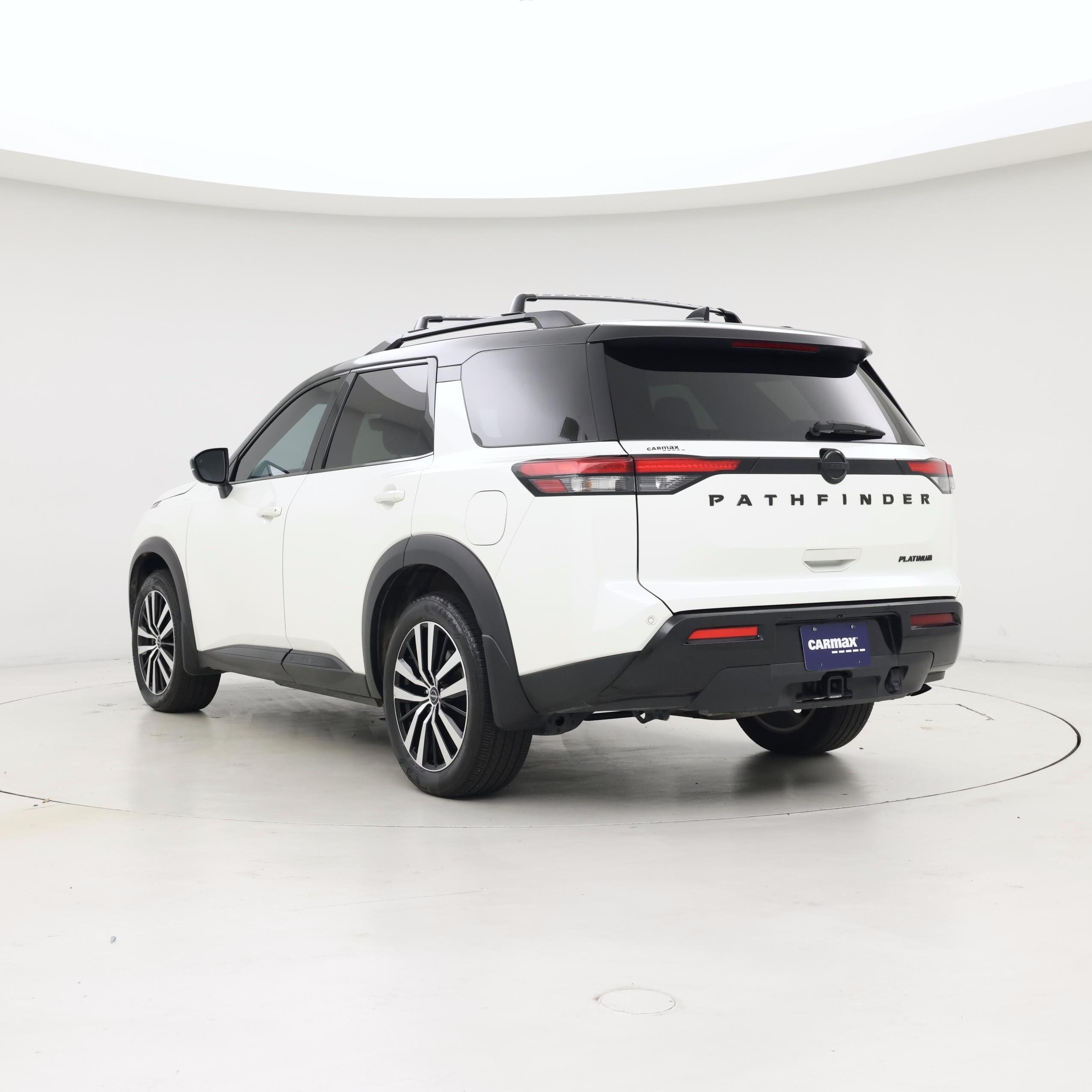 Thumbnail: 2023 Nissan Pathfinder - 2