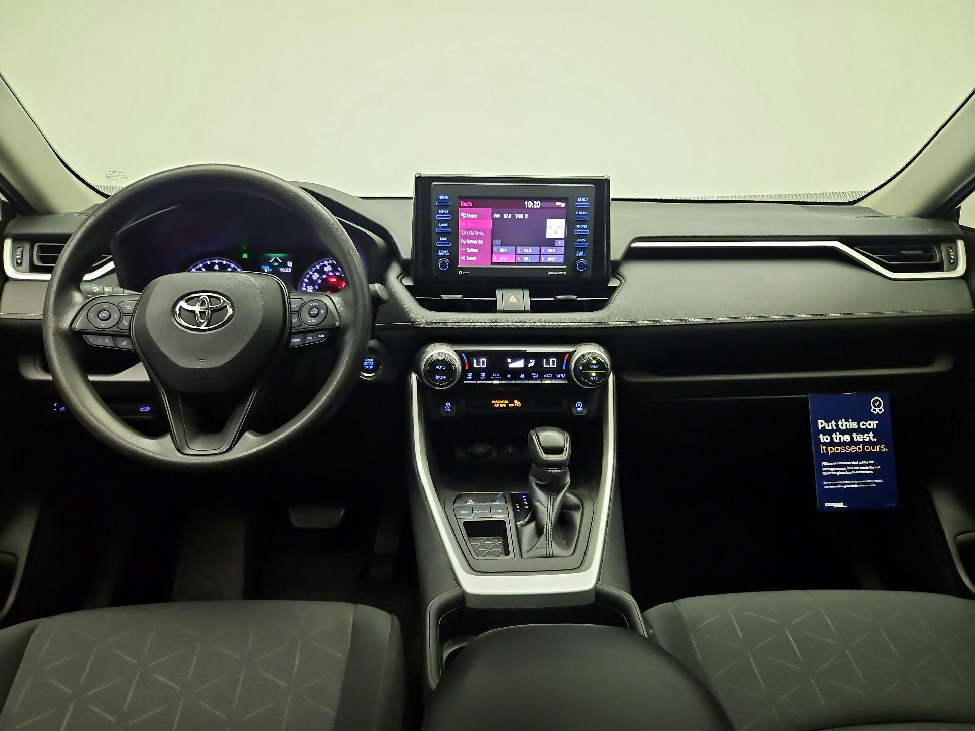 Thumbnail: 2021 Toyota RAV4 - 9