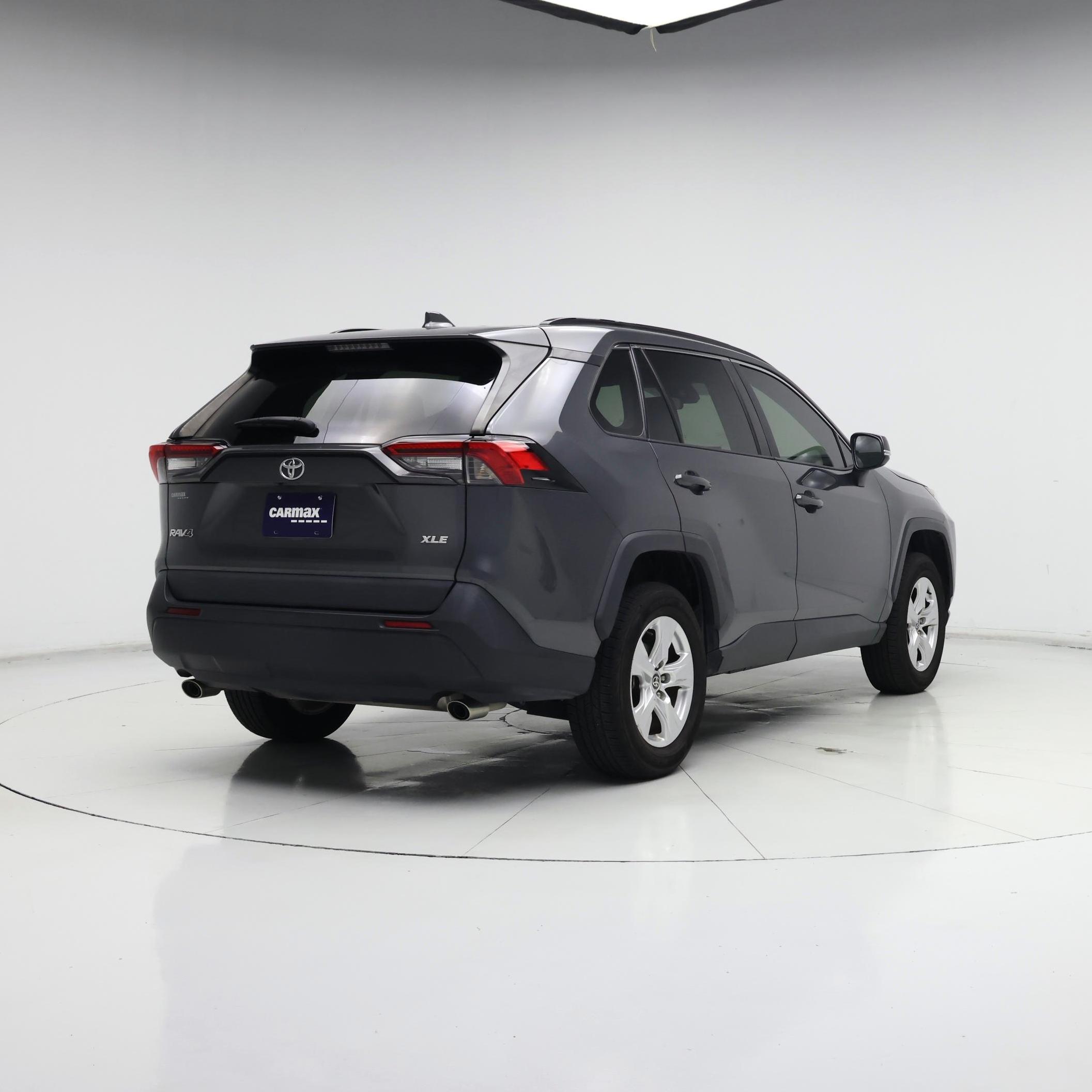 Thumbnail: 2021 Toyota RAV4 - 8