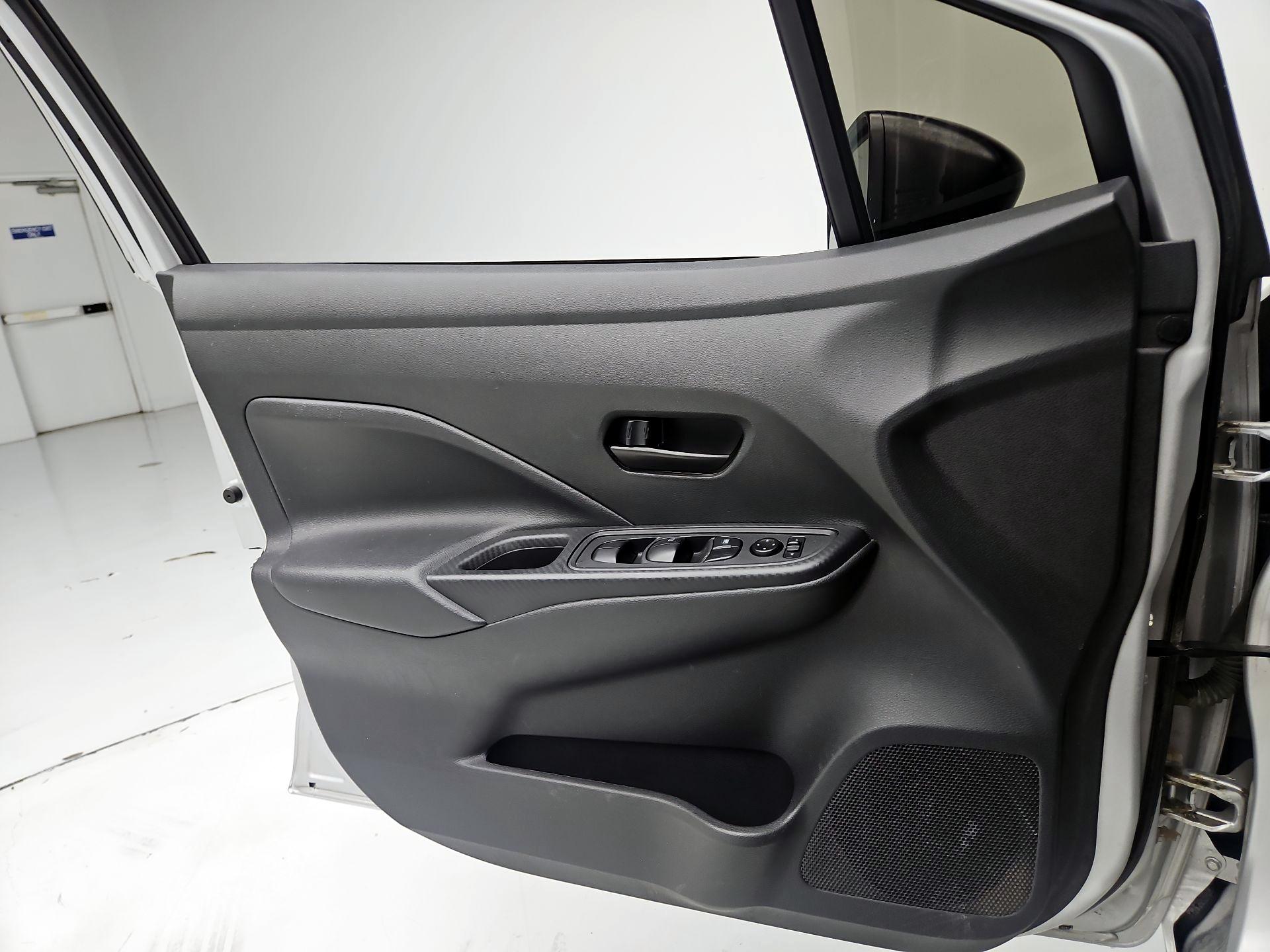 Thumbnail: 2020 Nissan Versa - 12