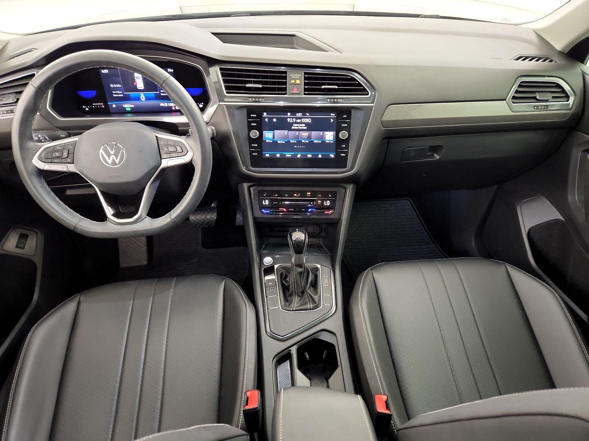 Thumbnail: 2022 Volkswagen Tiguan - 9