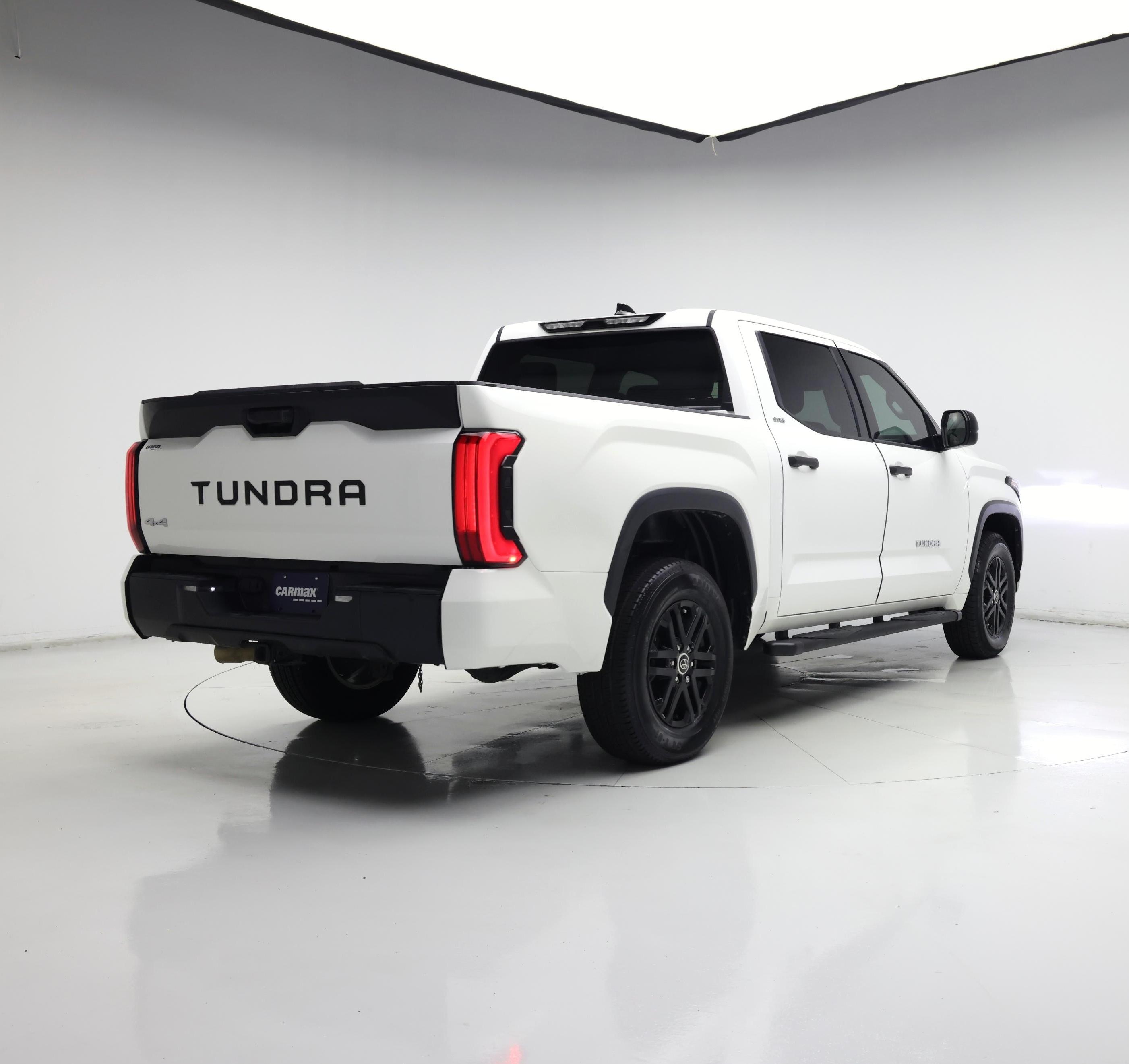Thumbnail: 2022 Toyota Tundra - 8