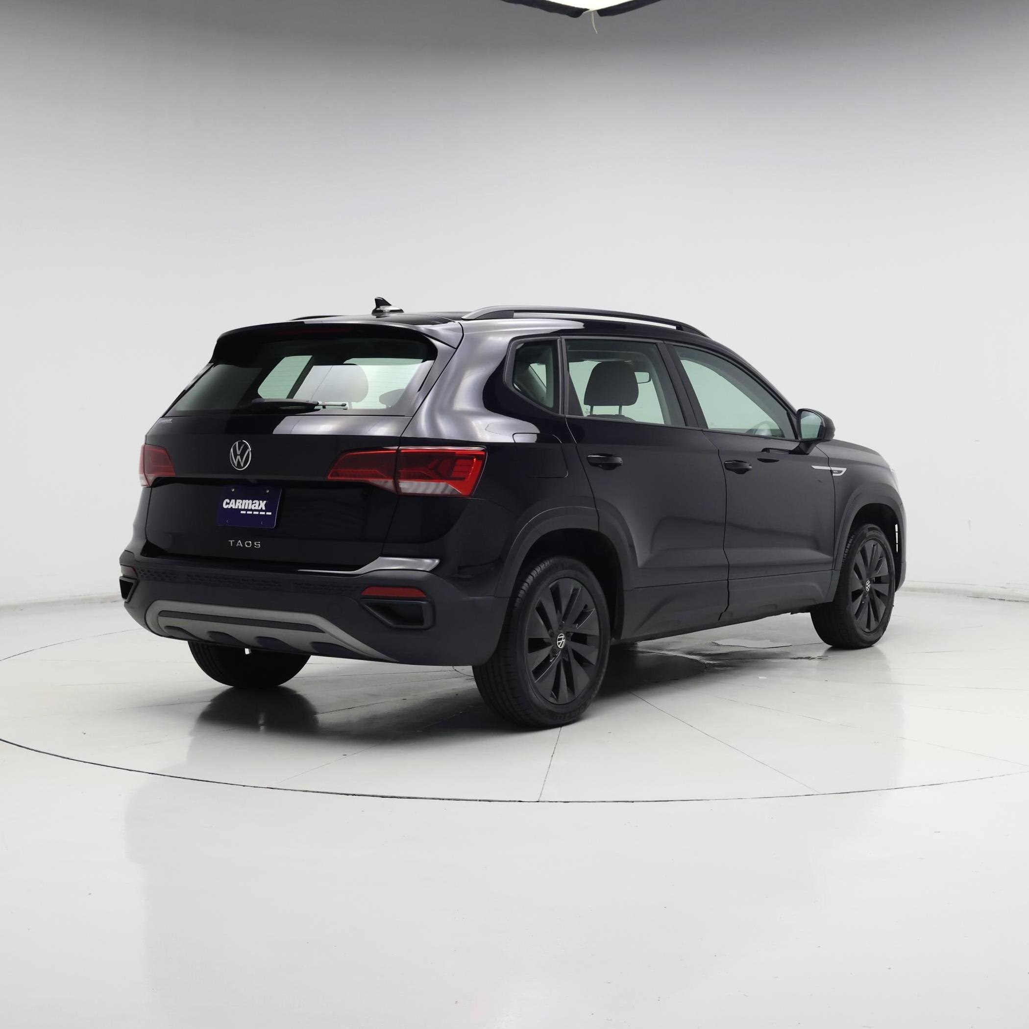 Thumbnail: 2024 Volkswagen Taos - 8