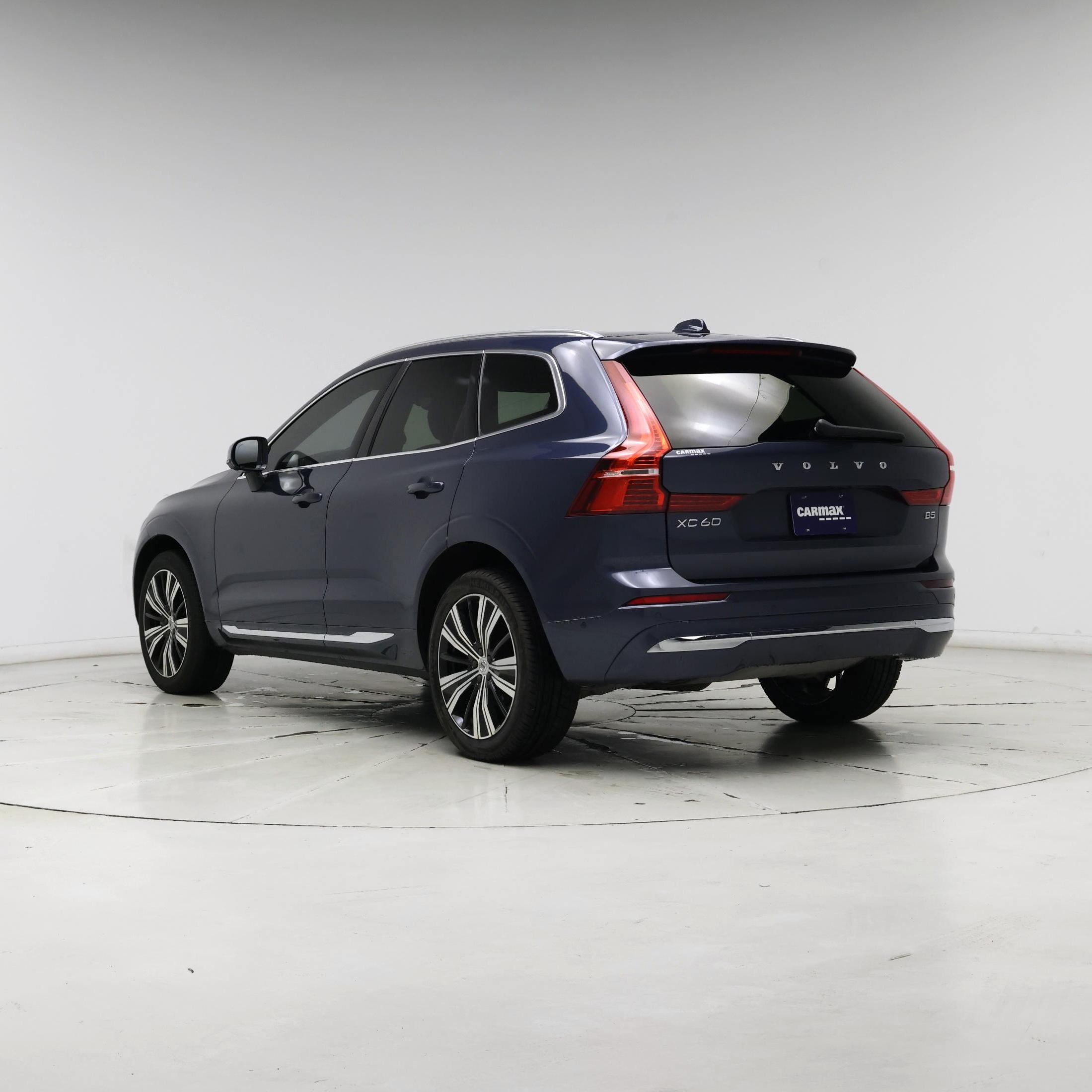 Thumbnail: 2023 Volvo XC60 - 2