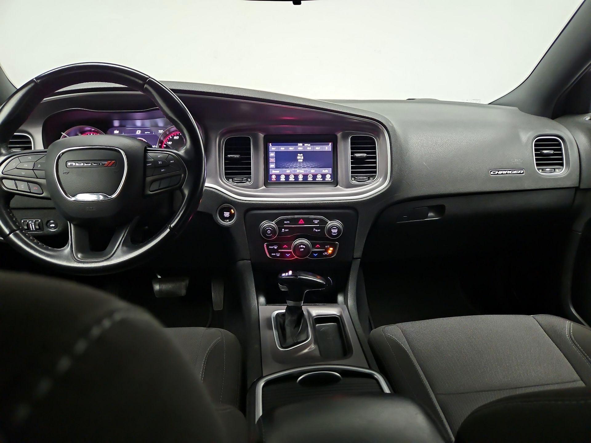 Thumbnail: 2022 Dodge Charger - 9