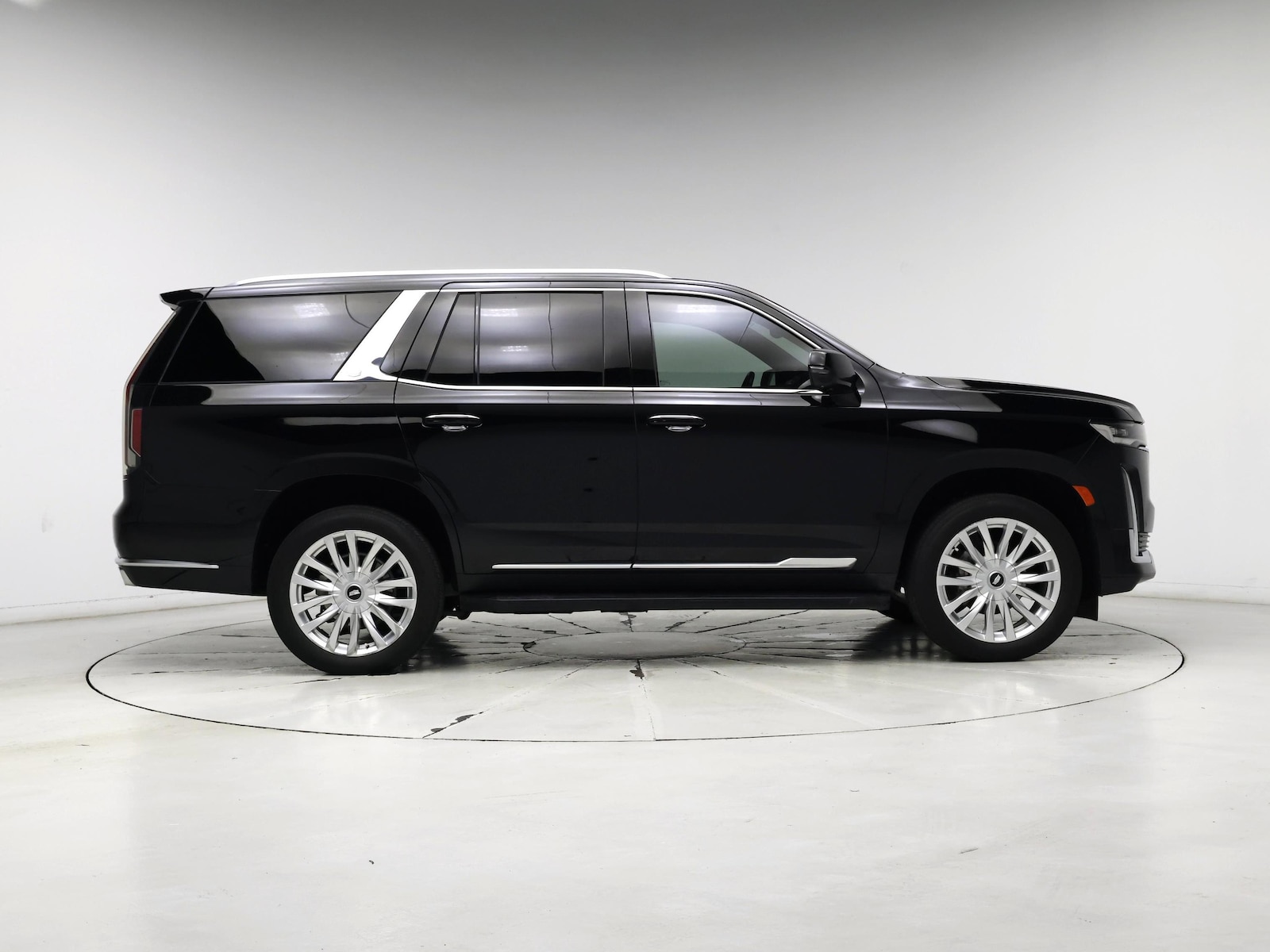 2024 Cadillac Escalade Luxury - Photo 8