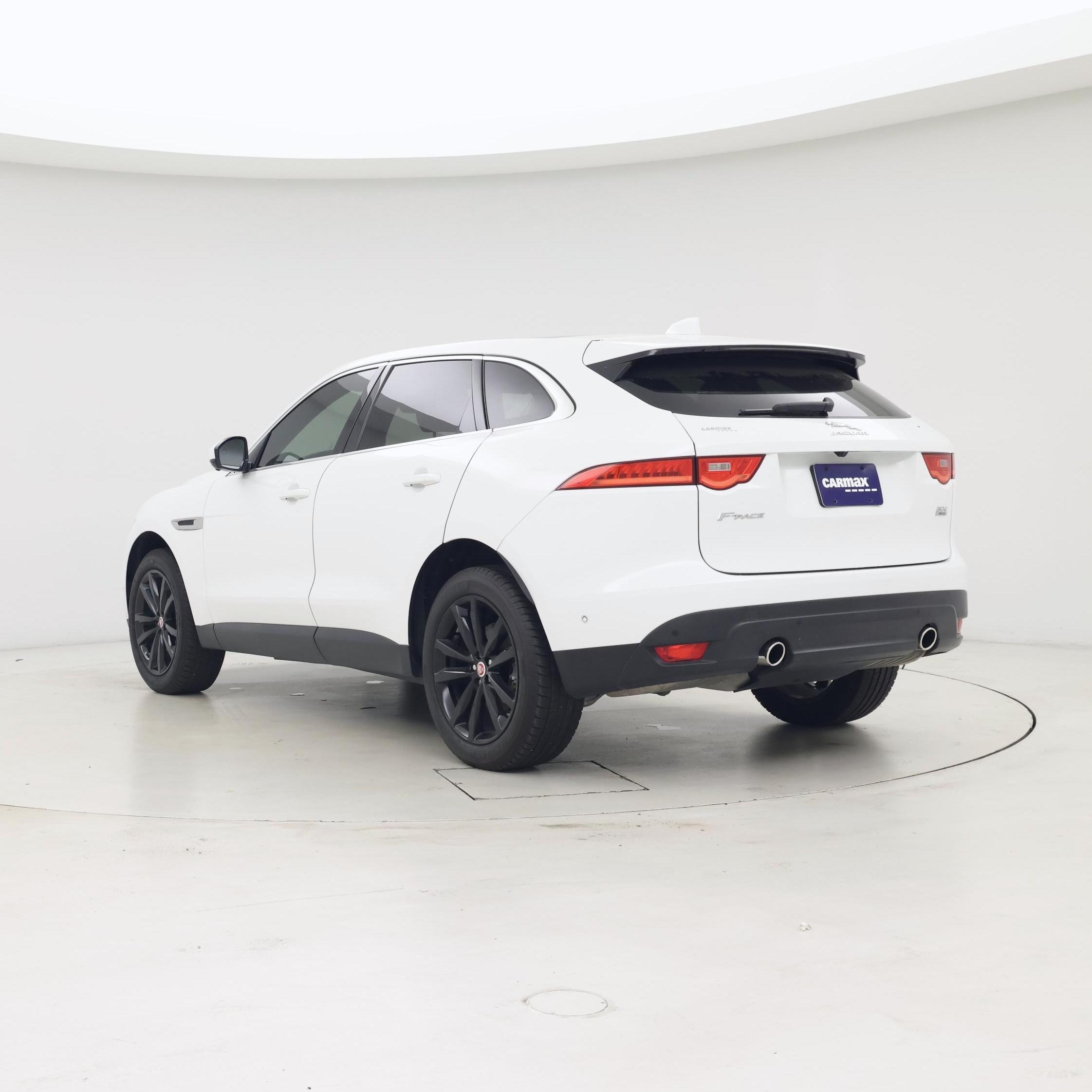 Thumbnail: 2019 Jaguar F-Pace - 2