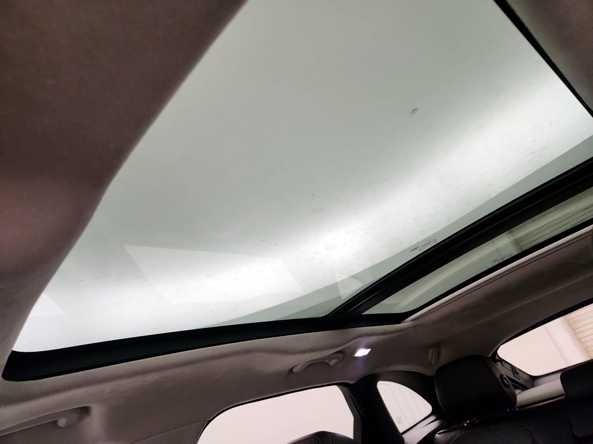 Thumbnail: 2019 Jaguar F-Pace - 20