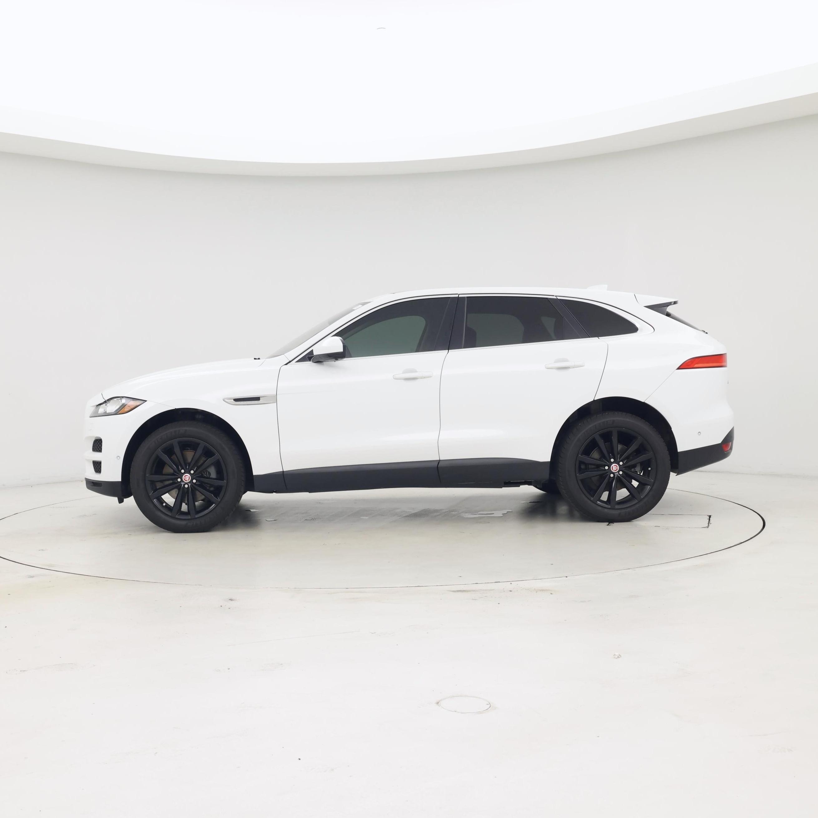 Thumbnail: 2019 Jaguar F-Pace - 3