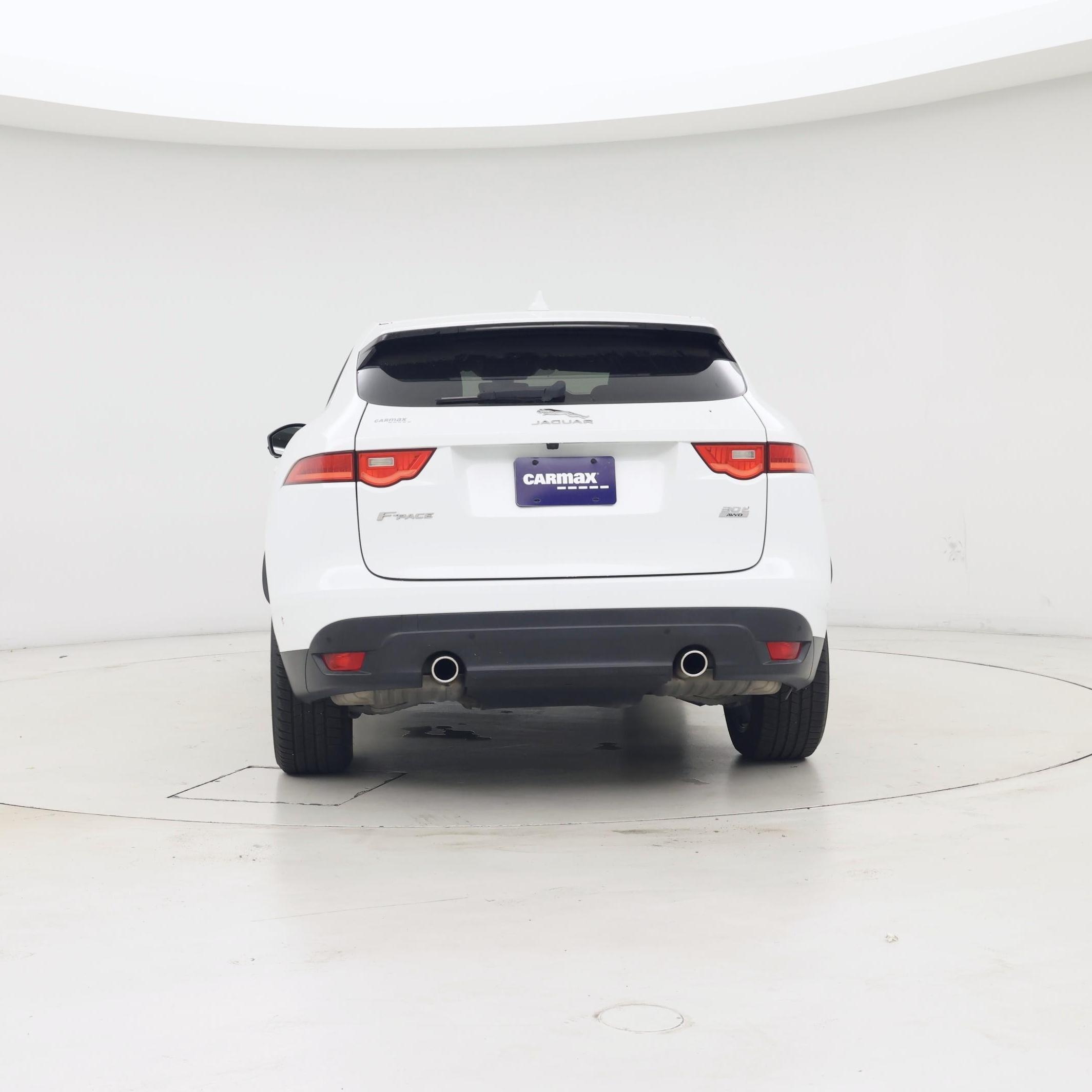Thumbnail: 2019 Jaguar F-Pace - 6