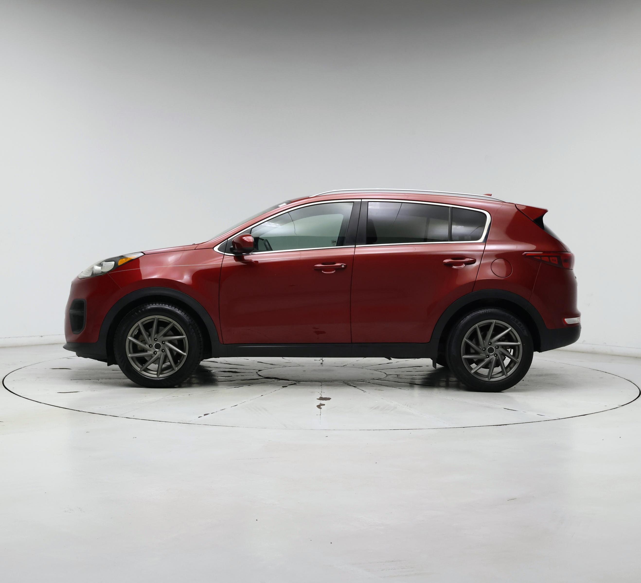 Thumbnail: 2017 Kia Sportage - 3