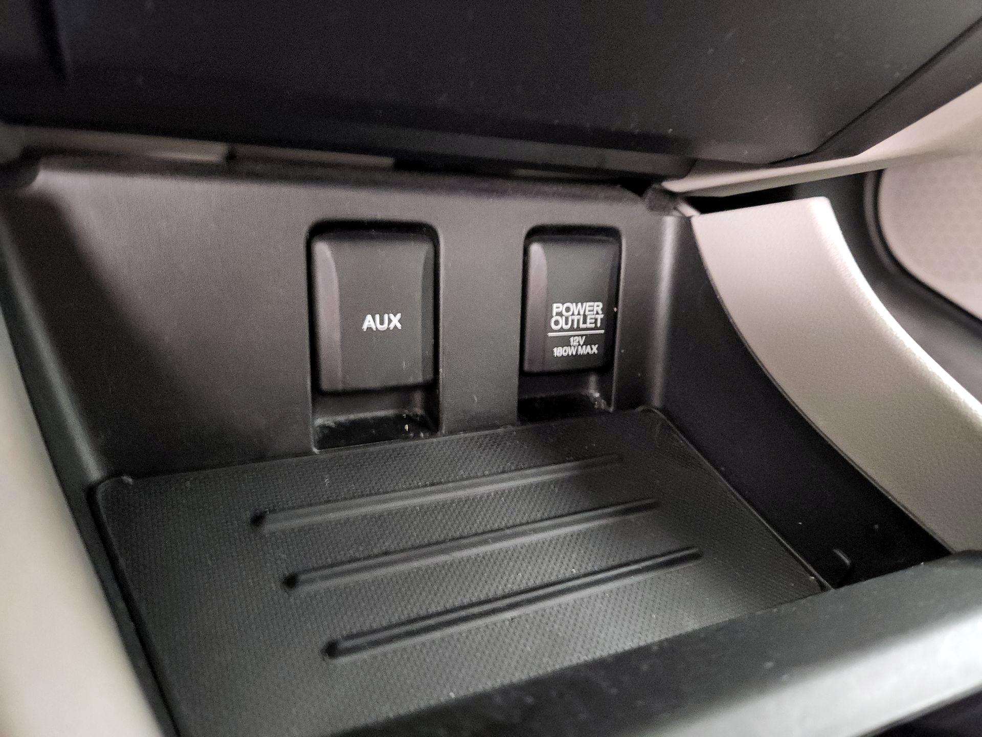 Thumbnail: 2015 Honda Civic - 18