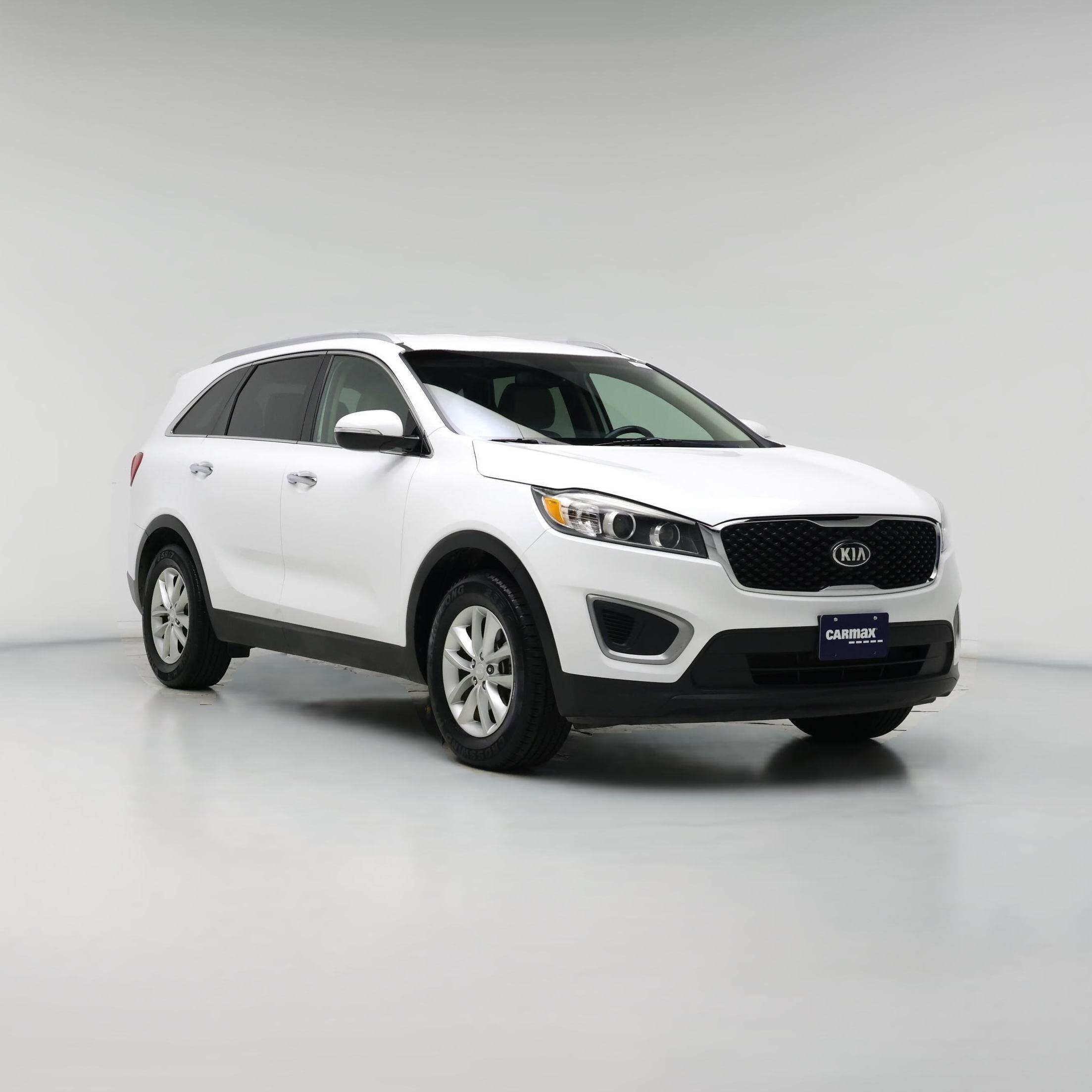 Thumbnail: 2016 Kia Sorento - 1