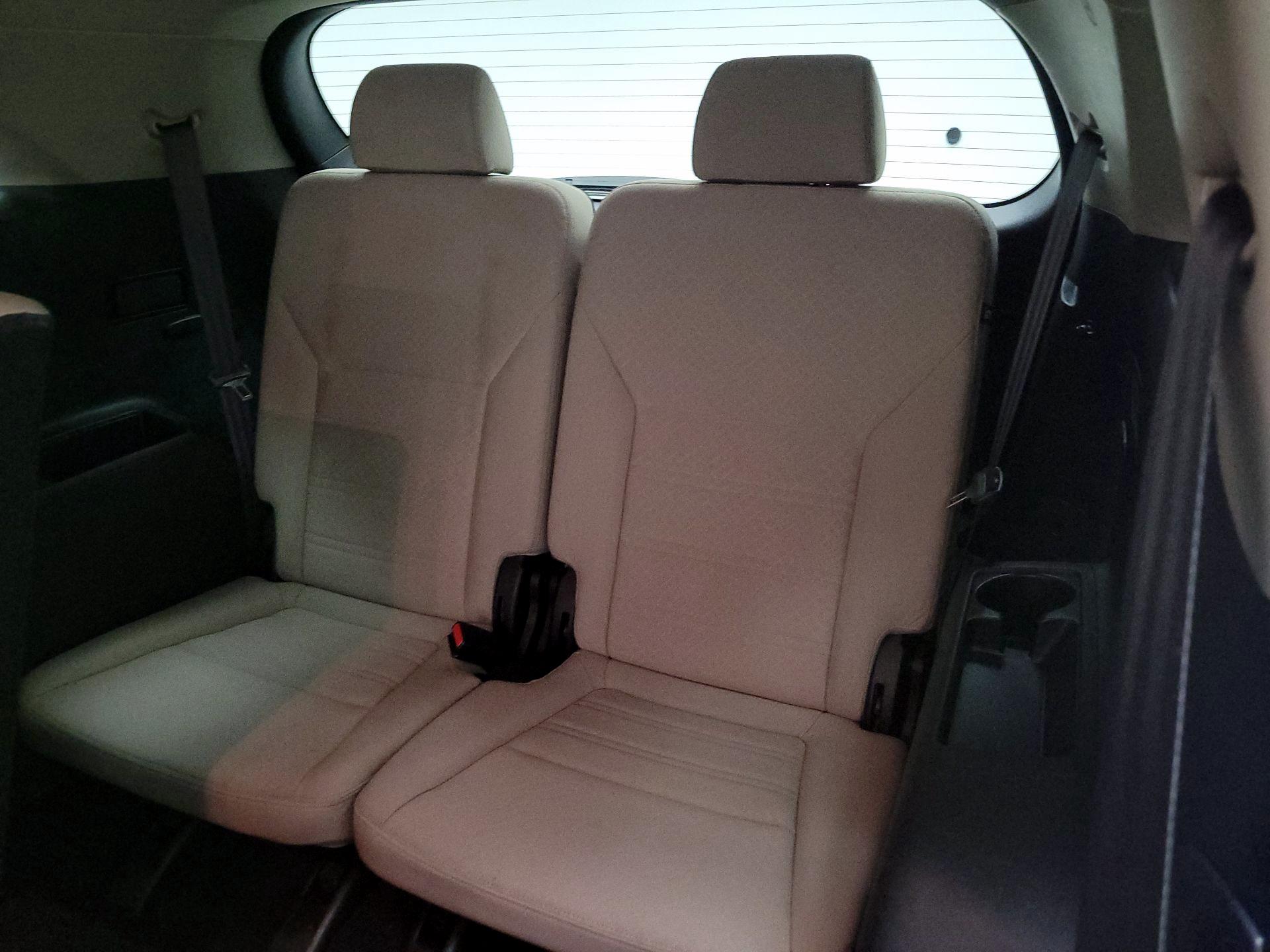 Thumbnail: 2016 Kia Sorento - 20