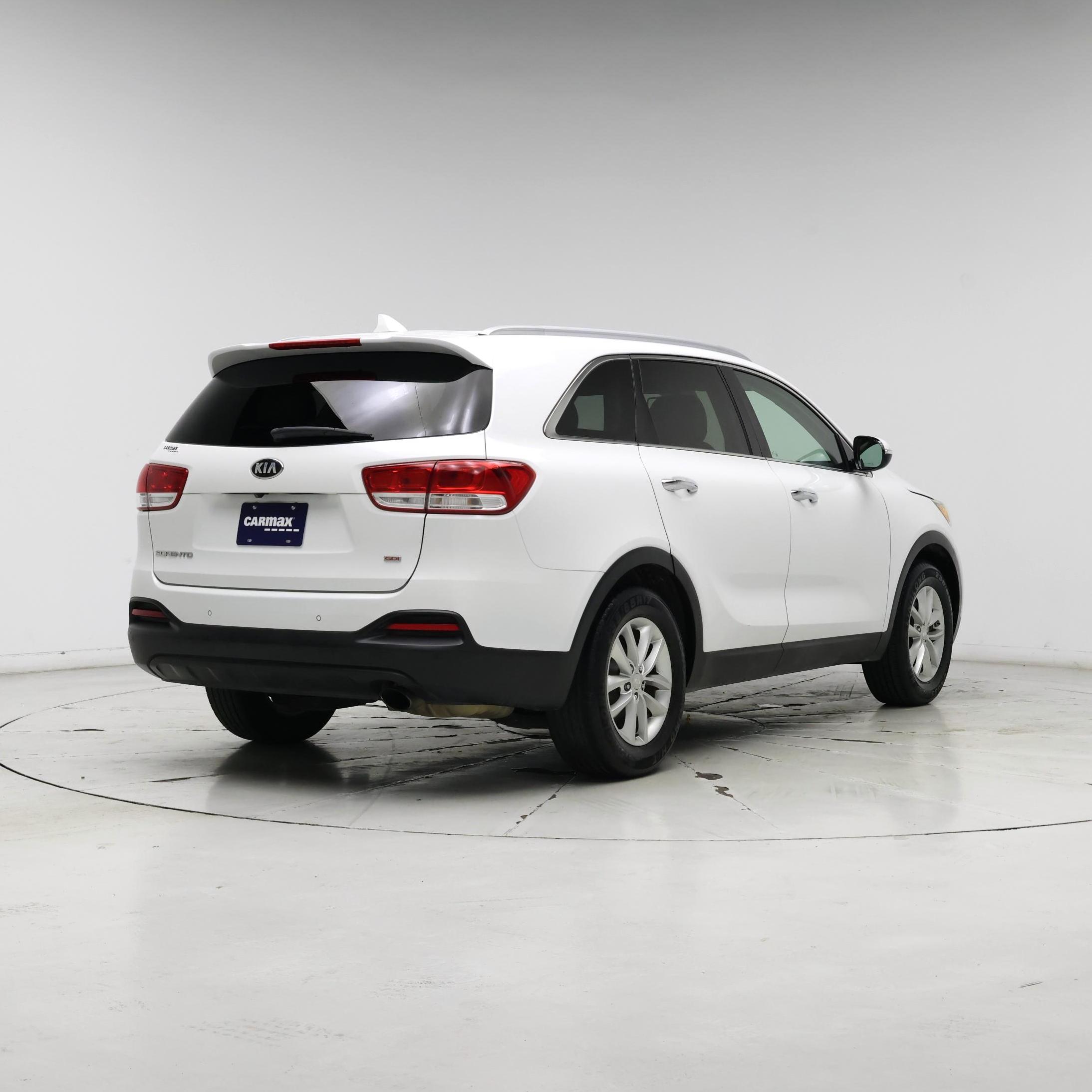 Thumbnail: 2016 Kia Sorento - 8