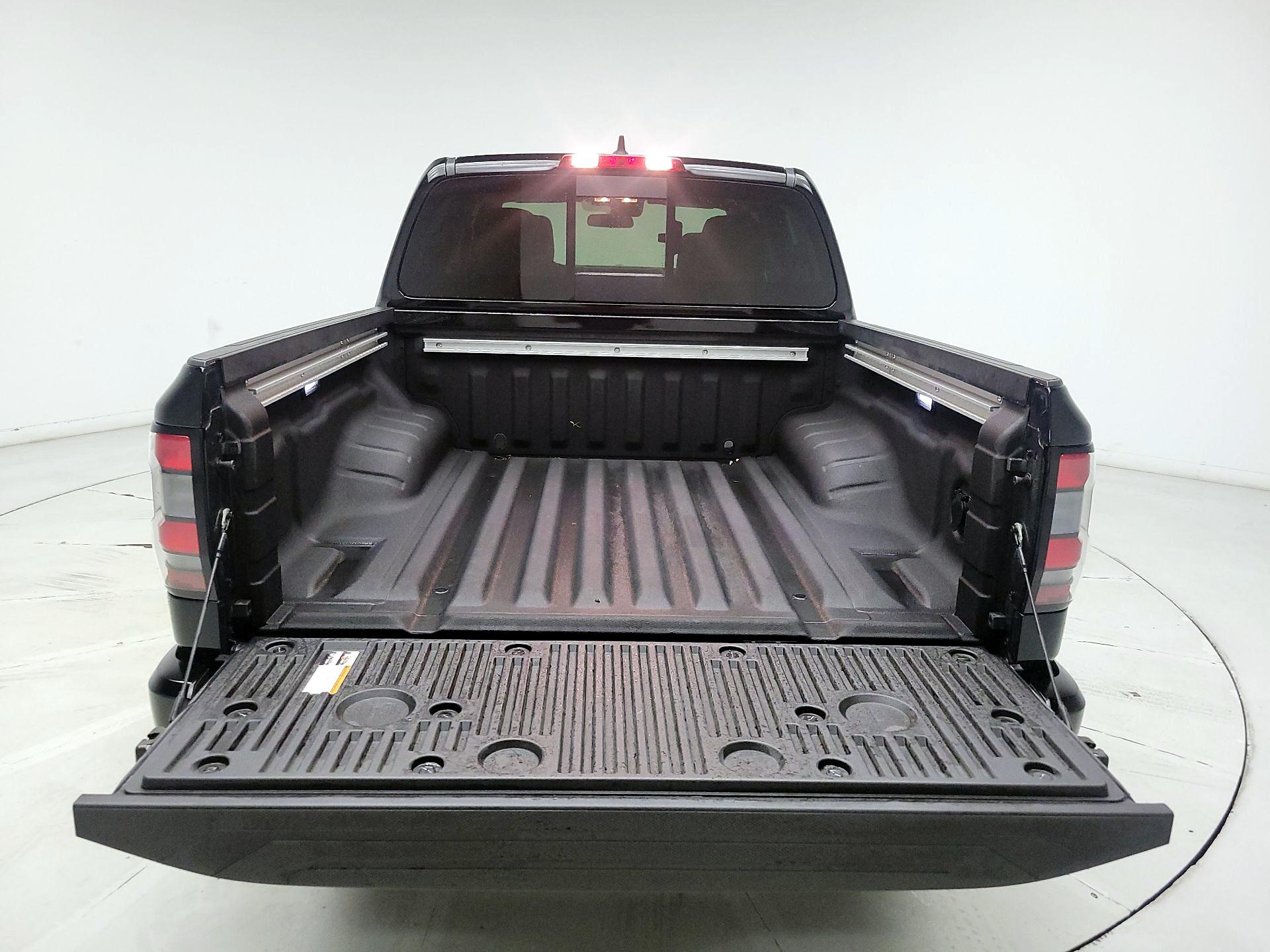 Thumbnail: 2025 Nissan Frontier - 20