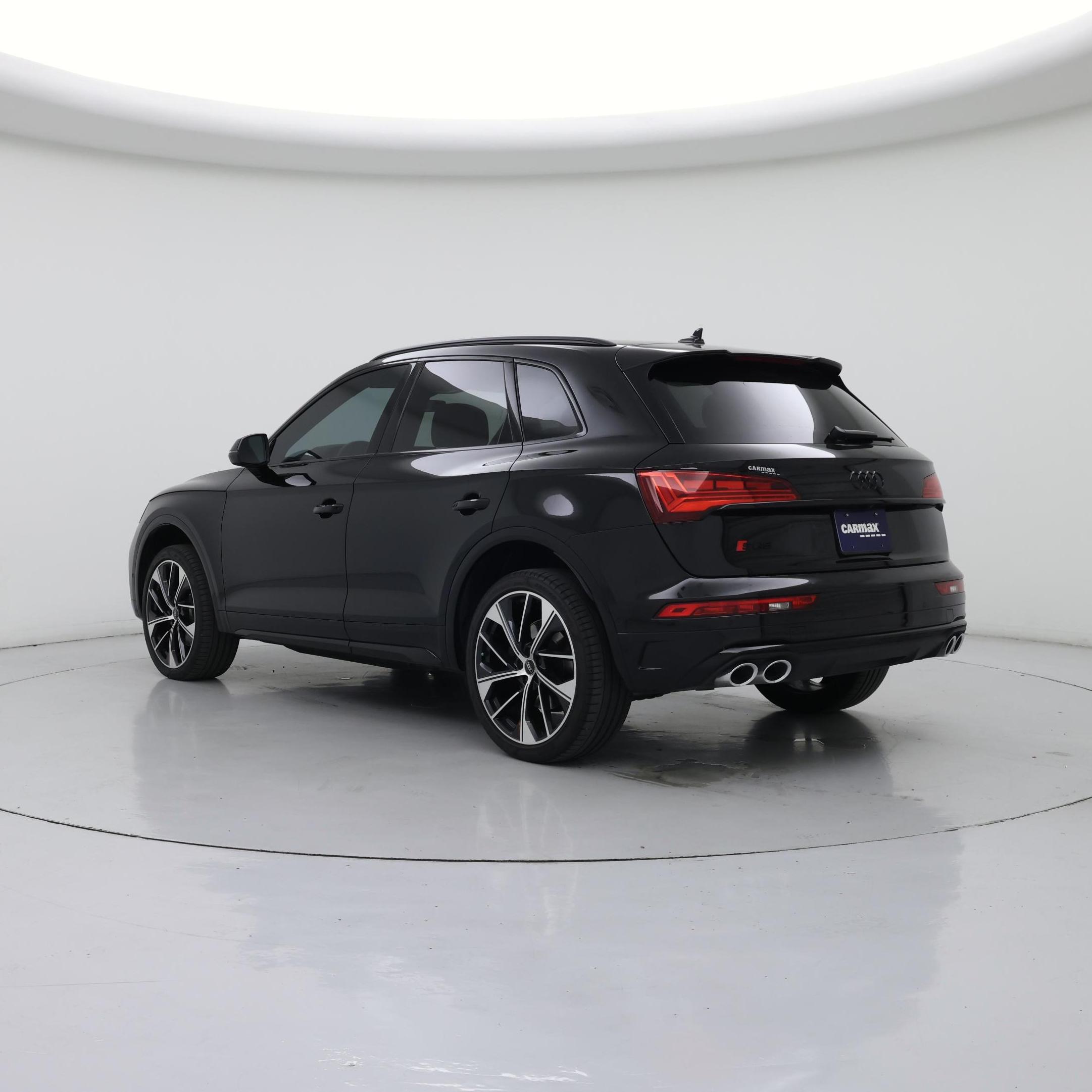Thumbnail: 2024 Audi SQ5 - 2