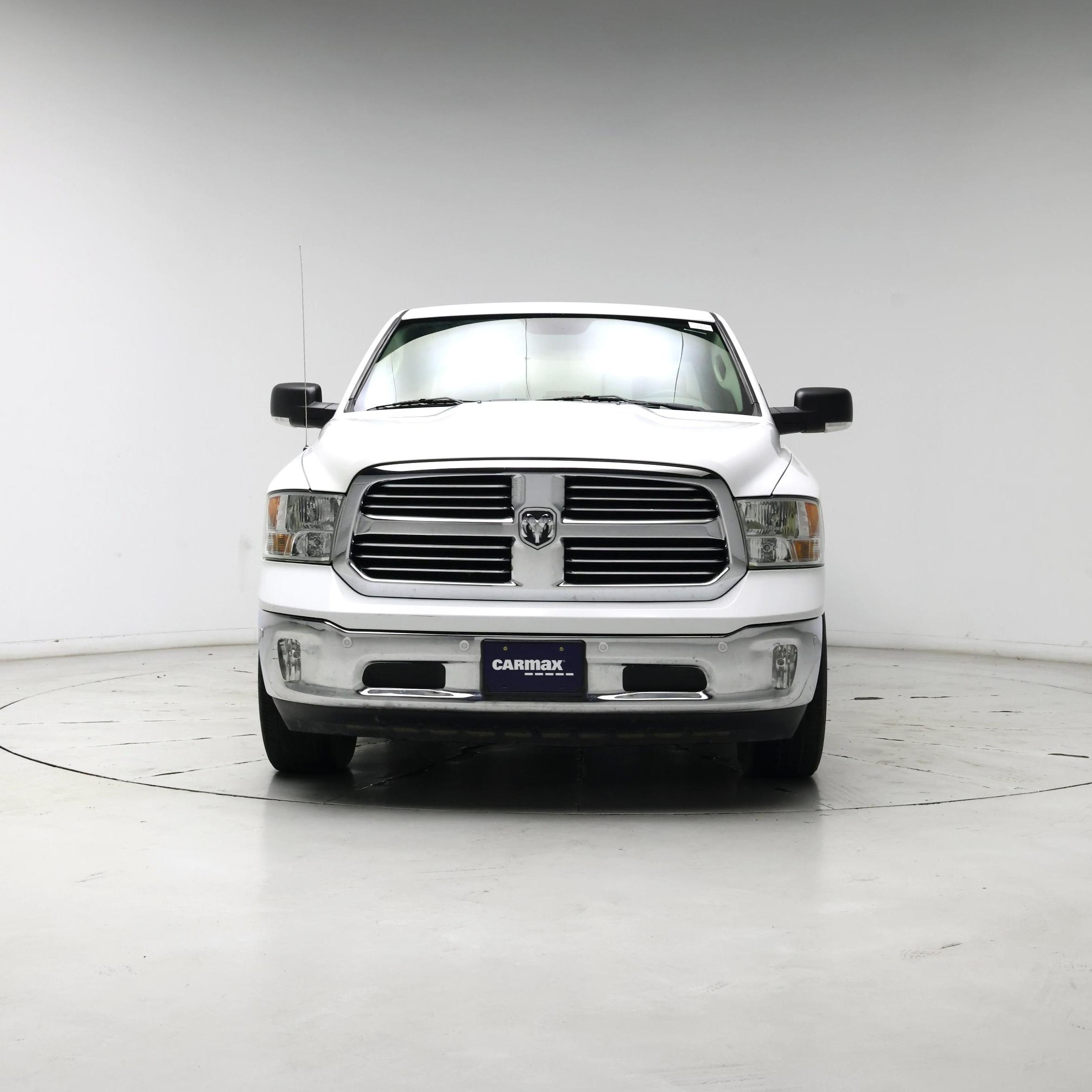 Thumbnail: 2019 RAM 1500 Classic - 5