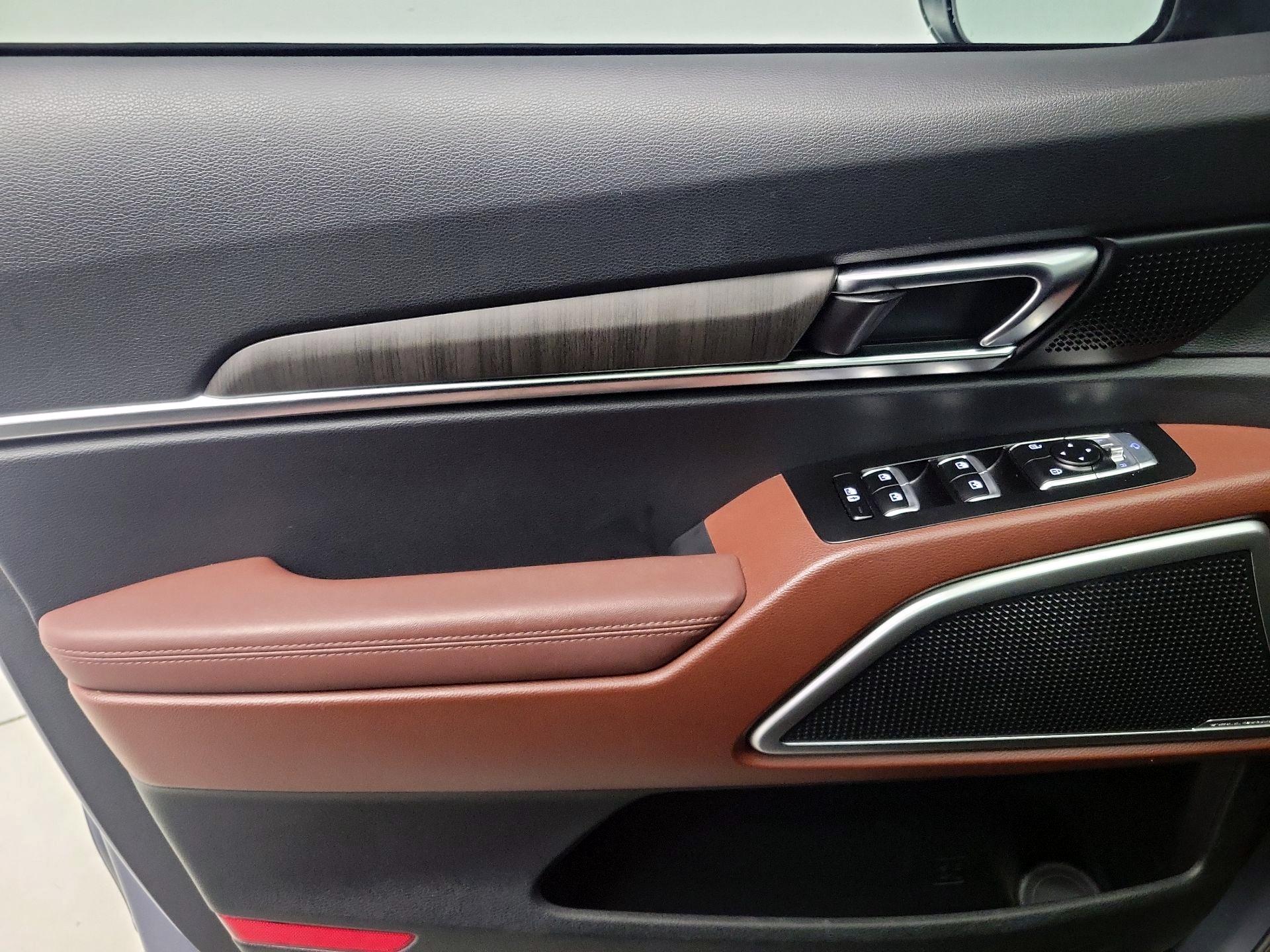 Thumbnail: 2023 Kia Telluride - 12