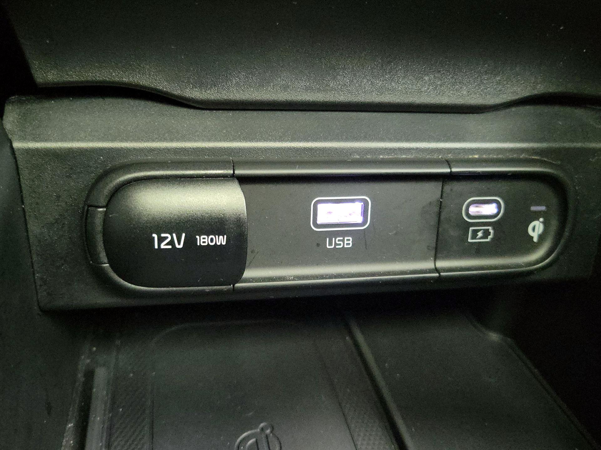 Thumbnail: 2023 Kia Telluride - 19