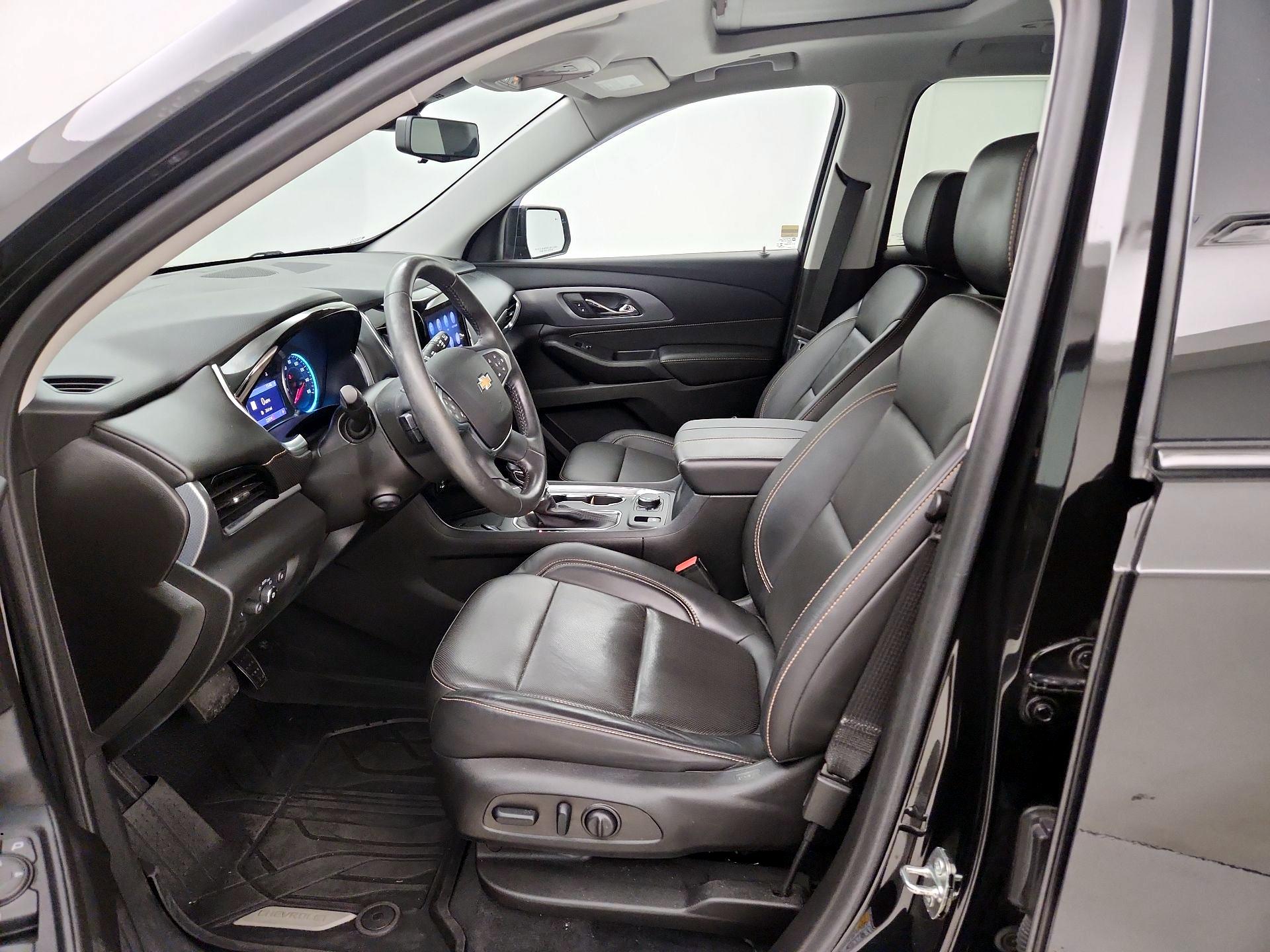 Thumbnail: 2021 Chevrolet Traverse - 11