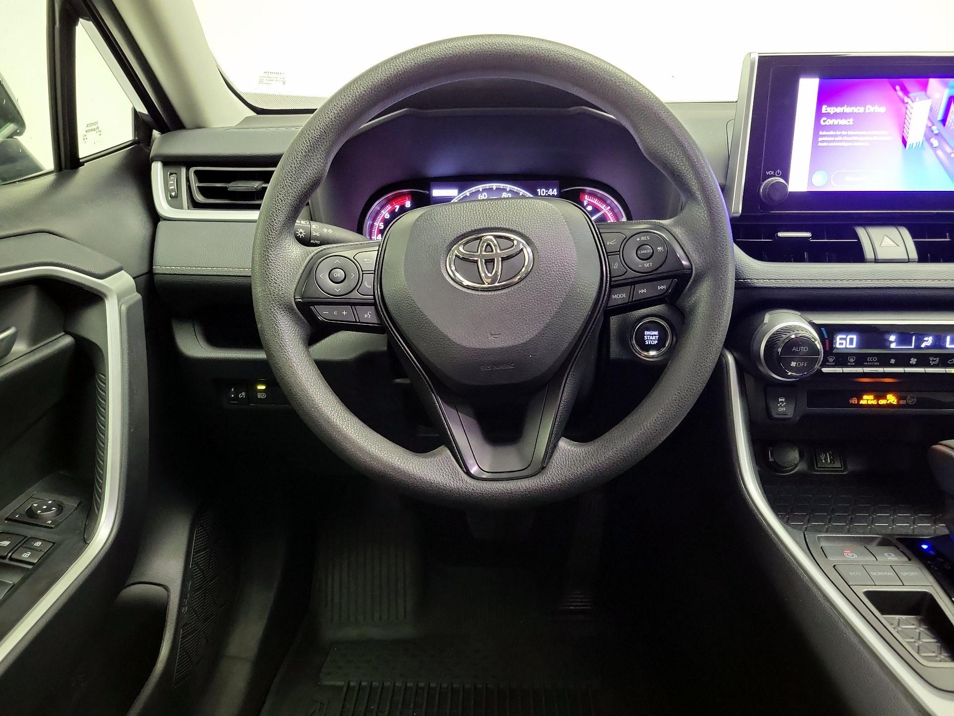 Thumbnail: 2024 Toyota RAV4 - 10