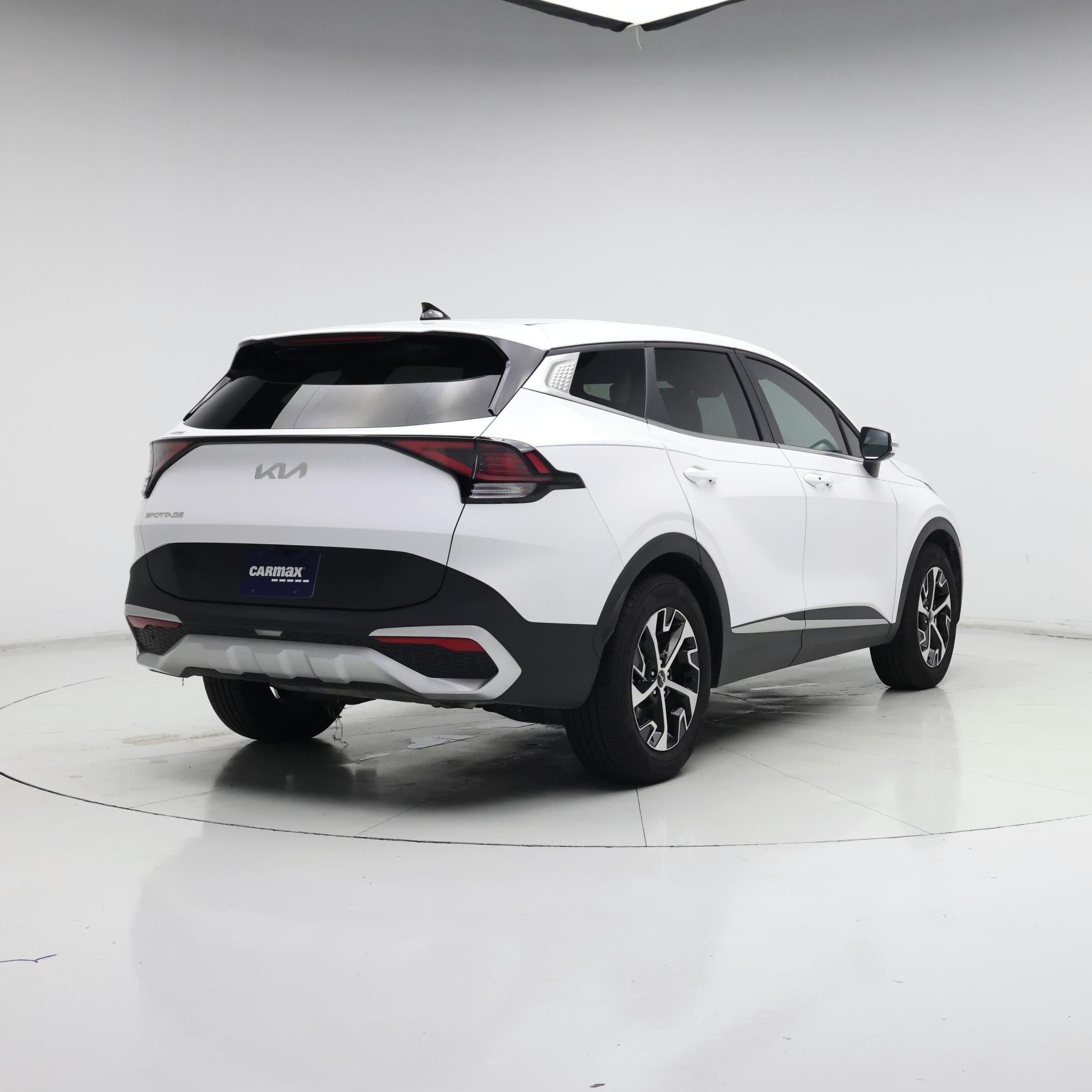 Thumbnail: 2025 Kia Sportage - 8