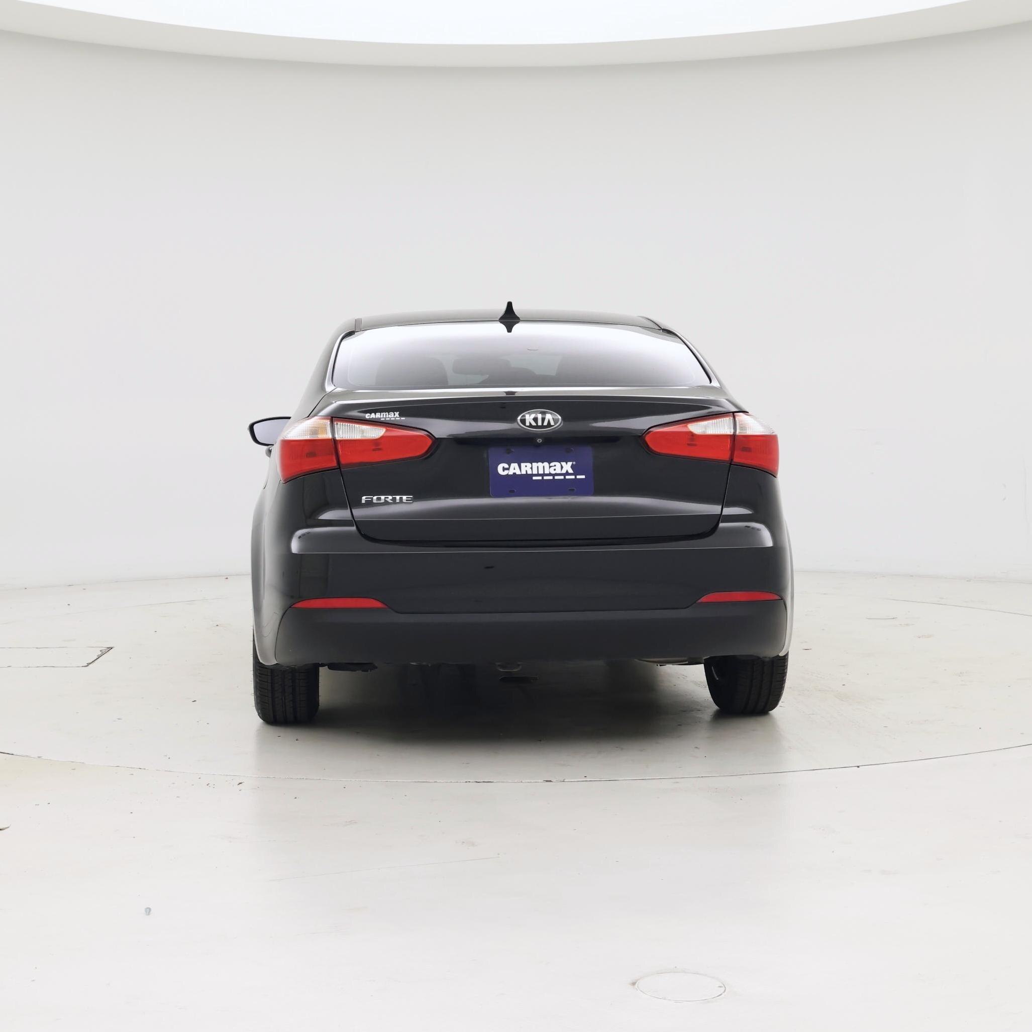 Thumbnail: 2016 Kia Forte - 6